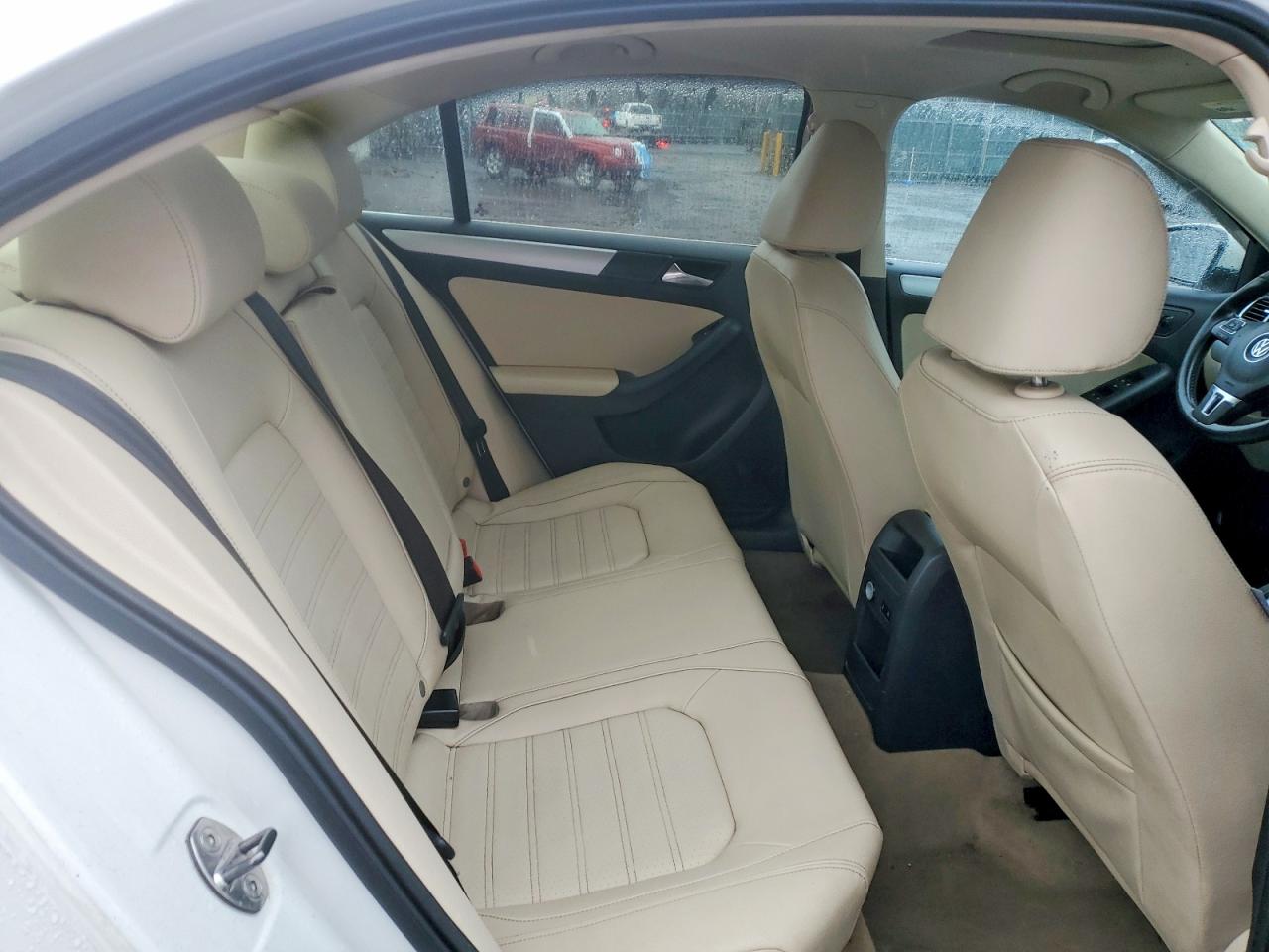 2011 VOLKSWAGEN JETTA SEL photo 10