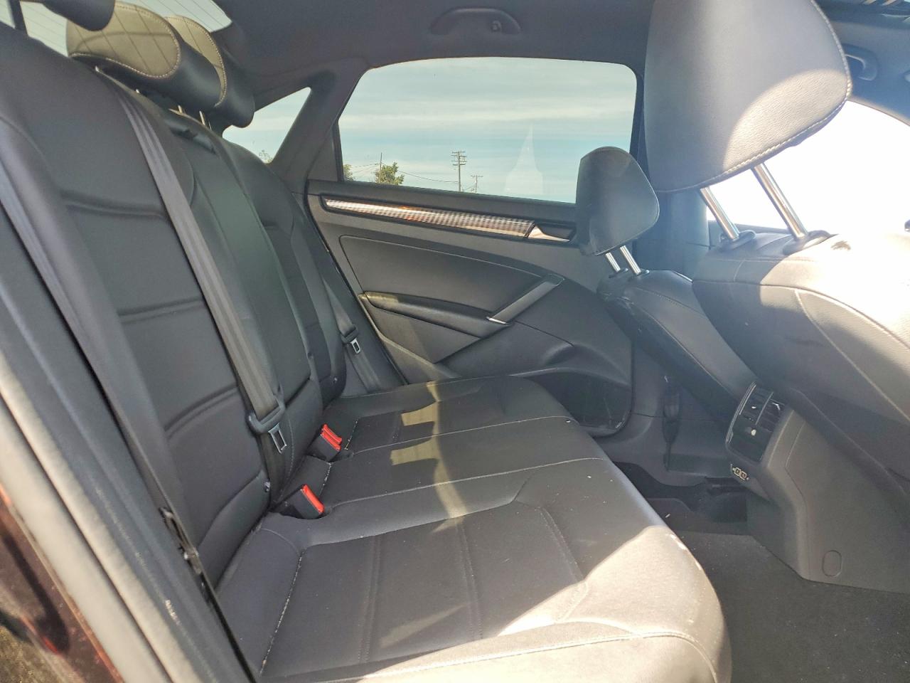 2021 VOLKSWAGEN PASSAT R-LINE photo 19