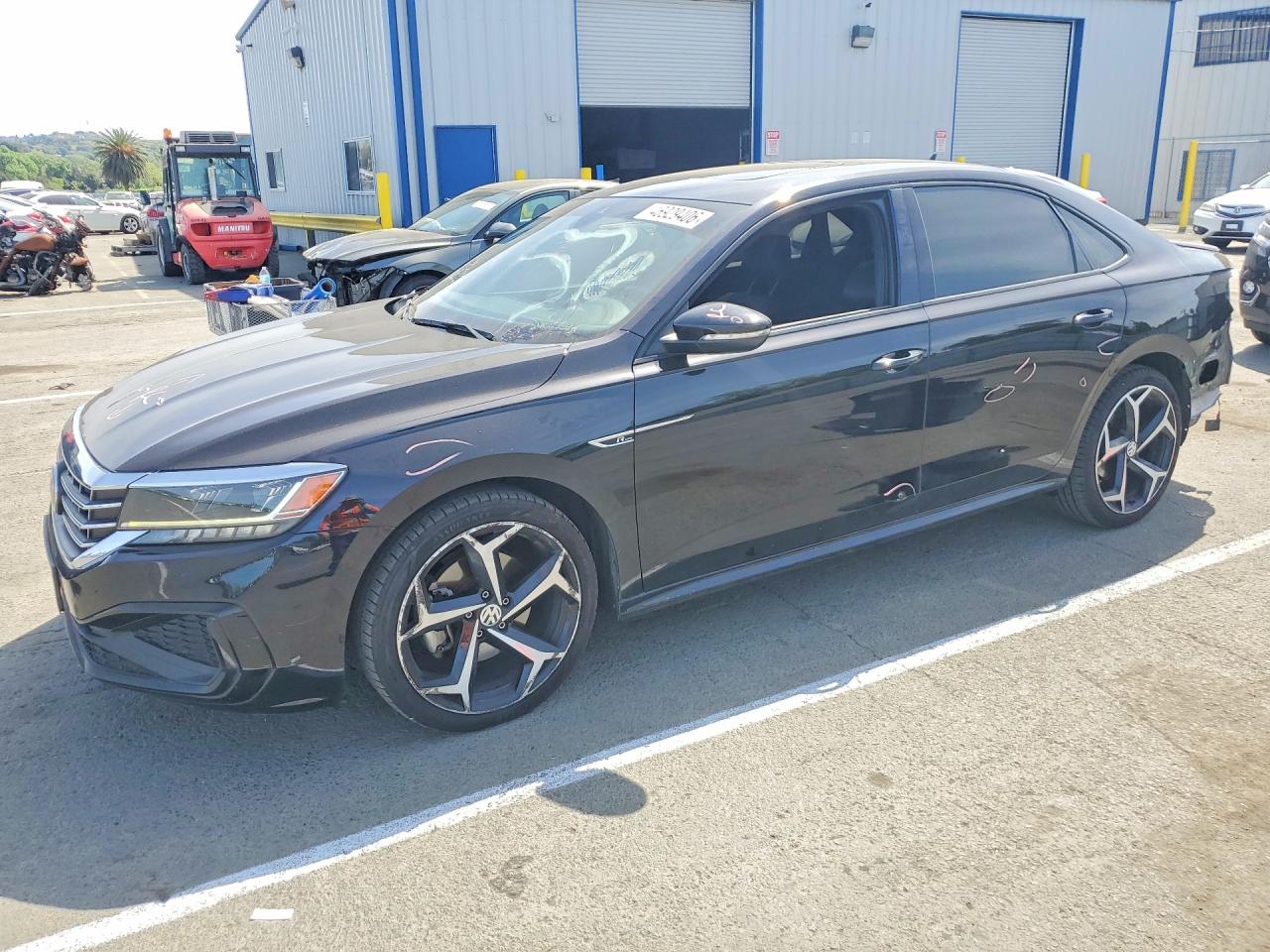 2021 VOLKSWAGEN PASSAT