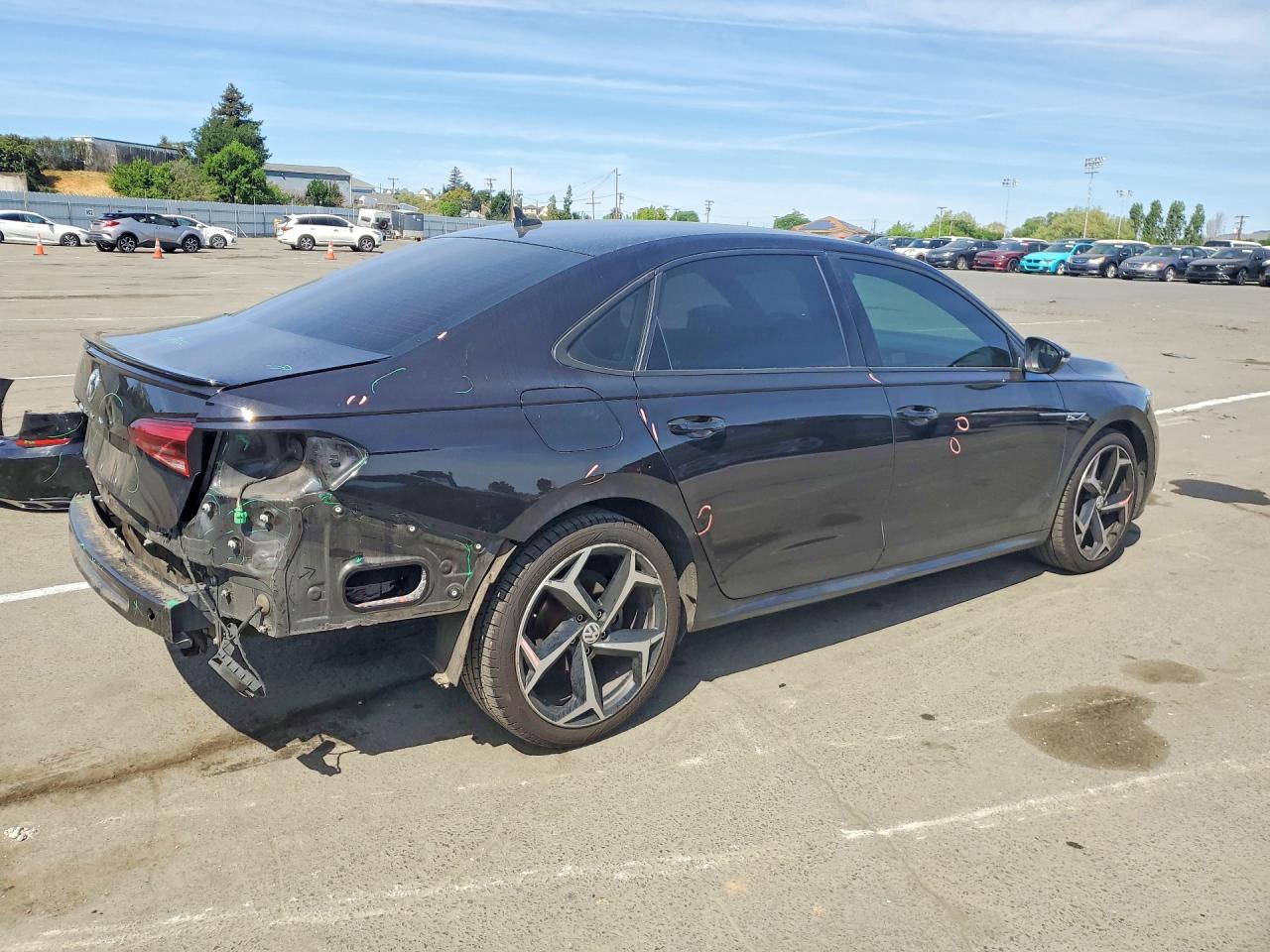2021 VOLKSWAGEN PASSAT R-LINE photo 5