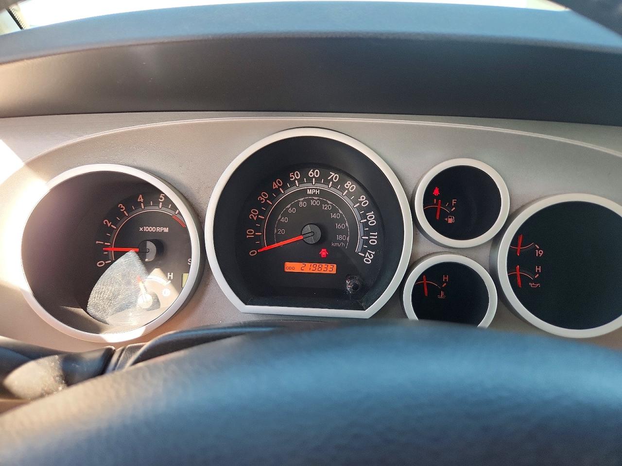 2008 TOYOTA SEQUOIA SR5 photo 17