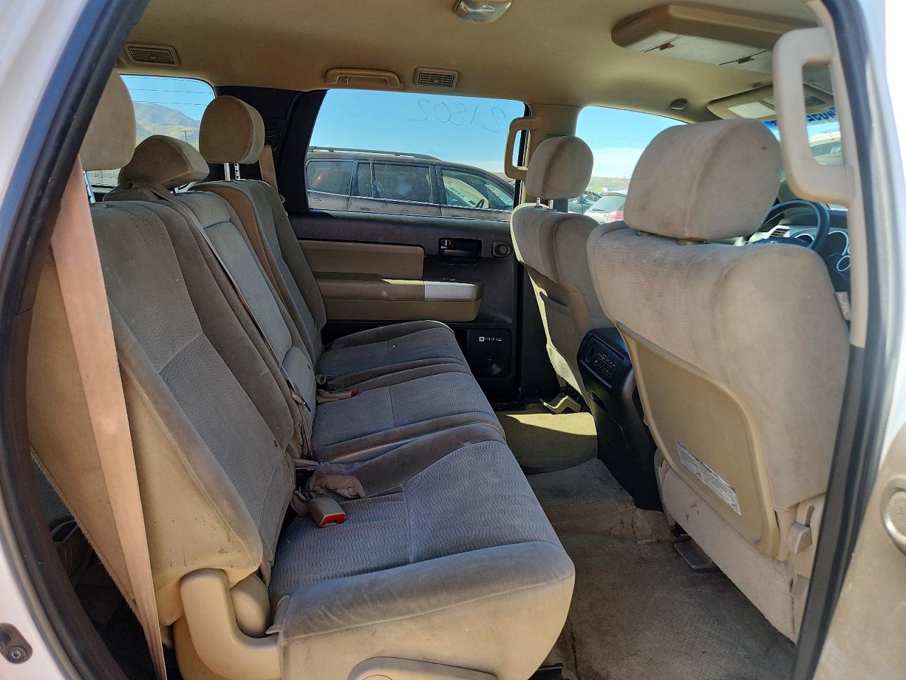 2008 TOYOTA SEQUOIA SR5 photo 21