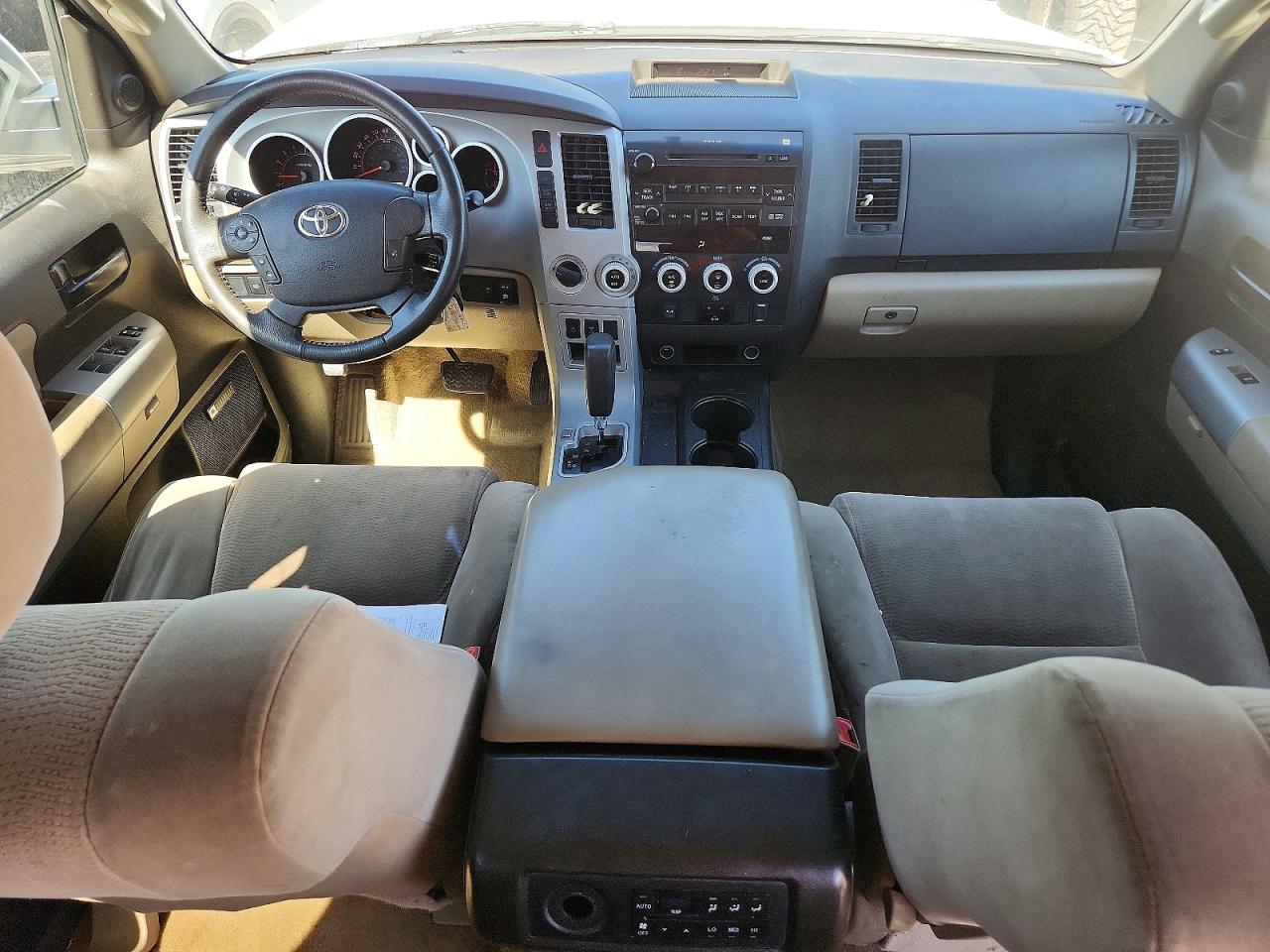 2008 TOYOTA SEQUOIA SR5 photo 15