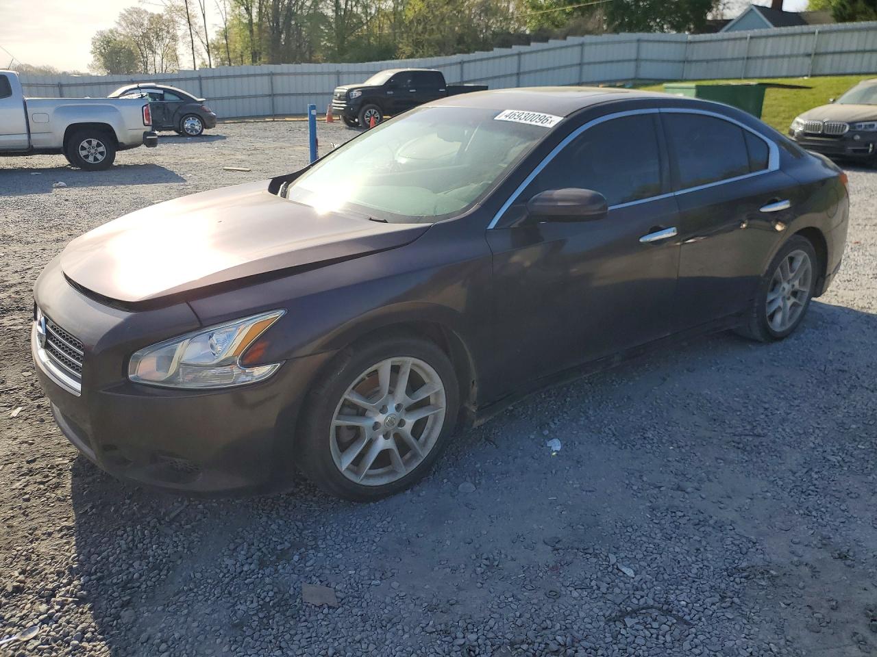 2010 NISSAN MAXIMA