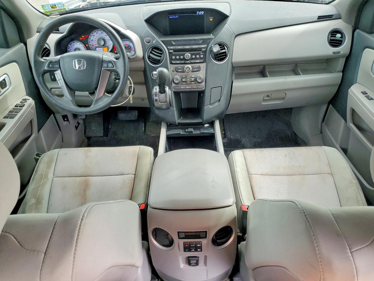 2015 HONDA PILOT EX photo 15