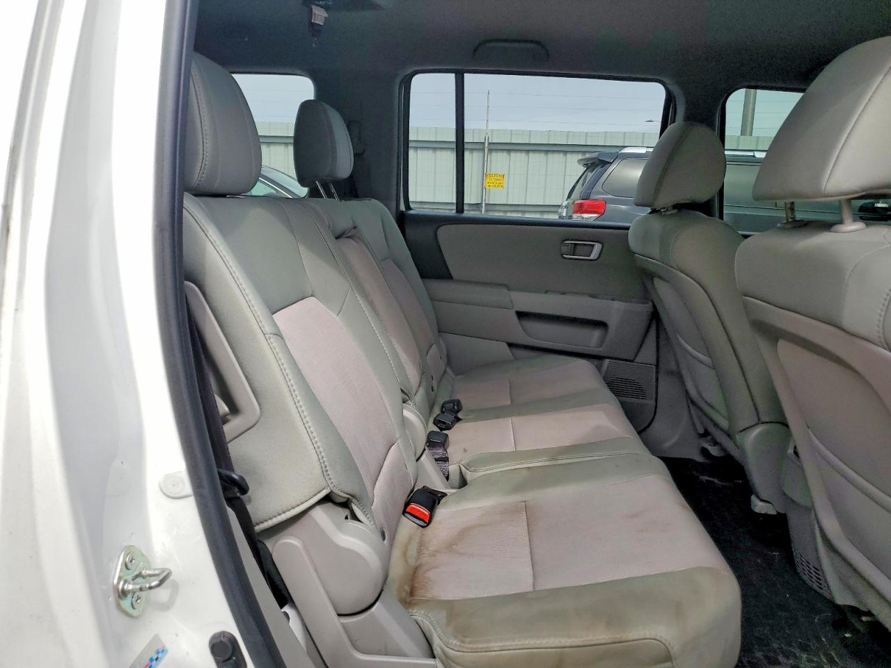2015 HONDA PILOT EX photo 21