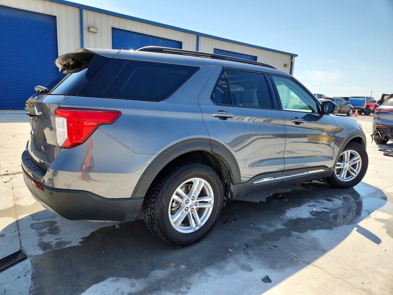 2021 FORD EXPLORER XLT photo 7