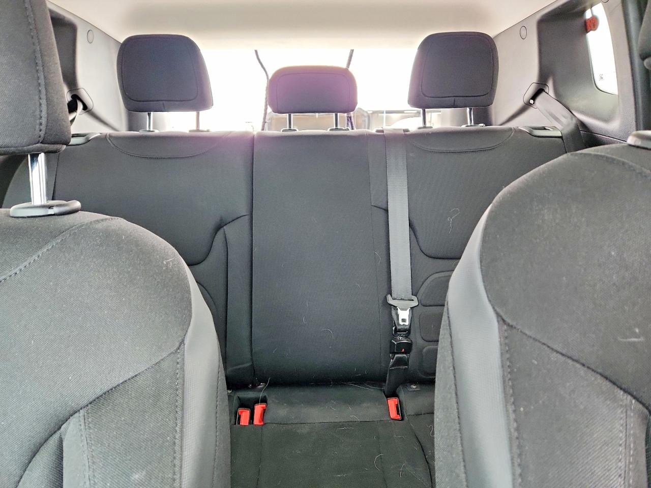 2017 JEEP RENEGADE LATITUDE photo 10