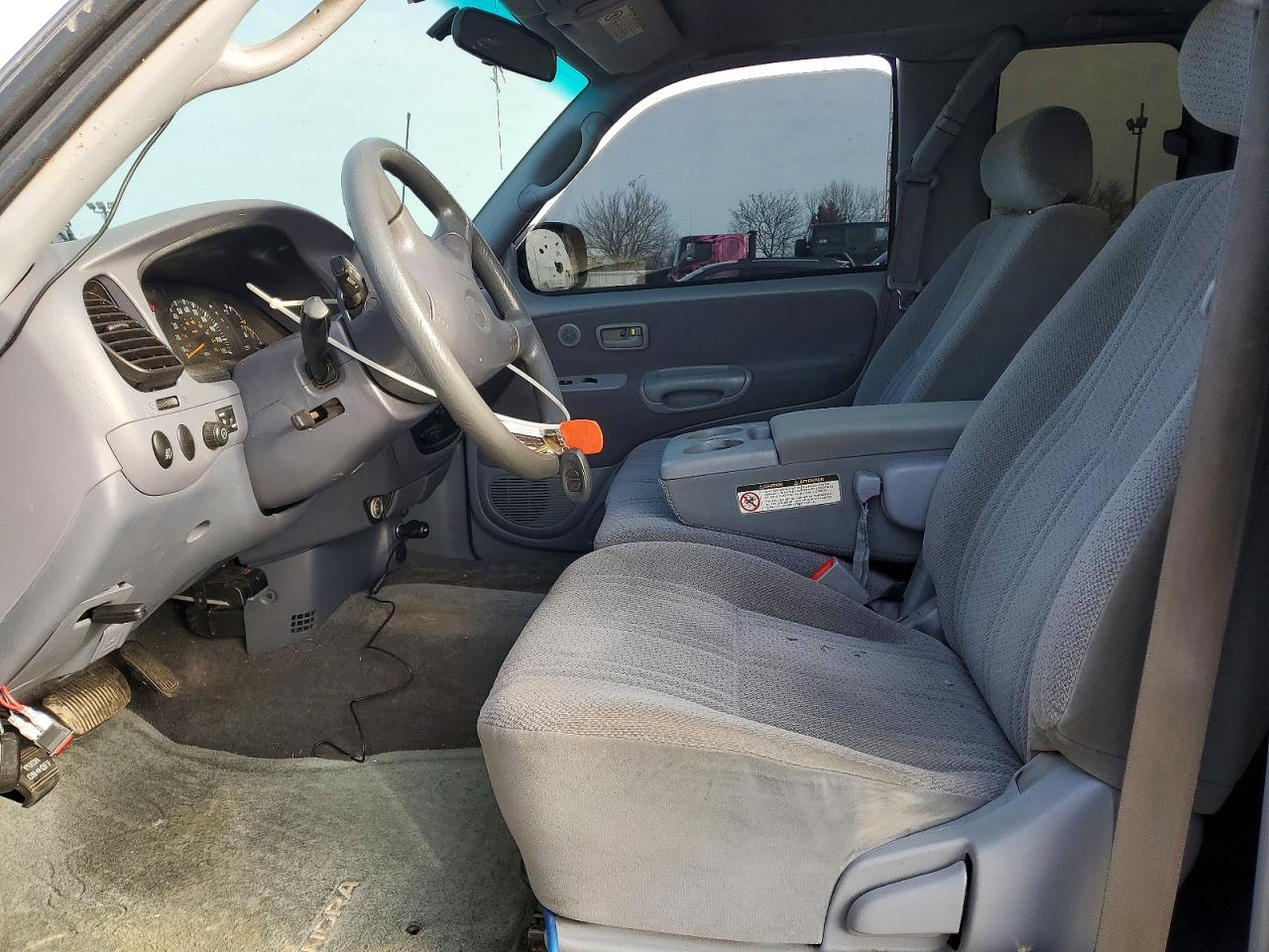 2002 TOYOTA TUNDRA SR5 V8 photo 13