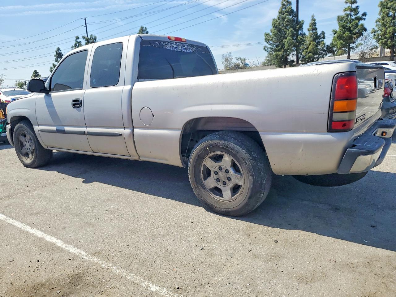 2006 GMC NEW SIERRA C1500 photo 3