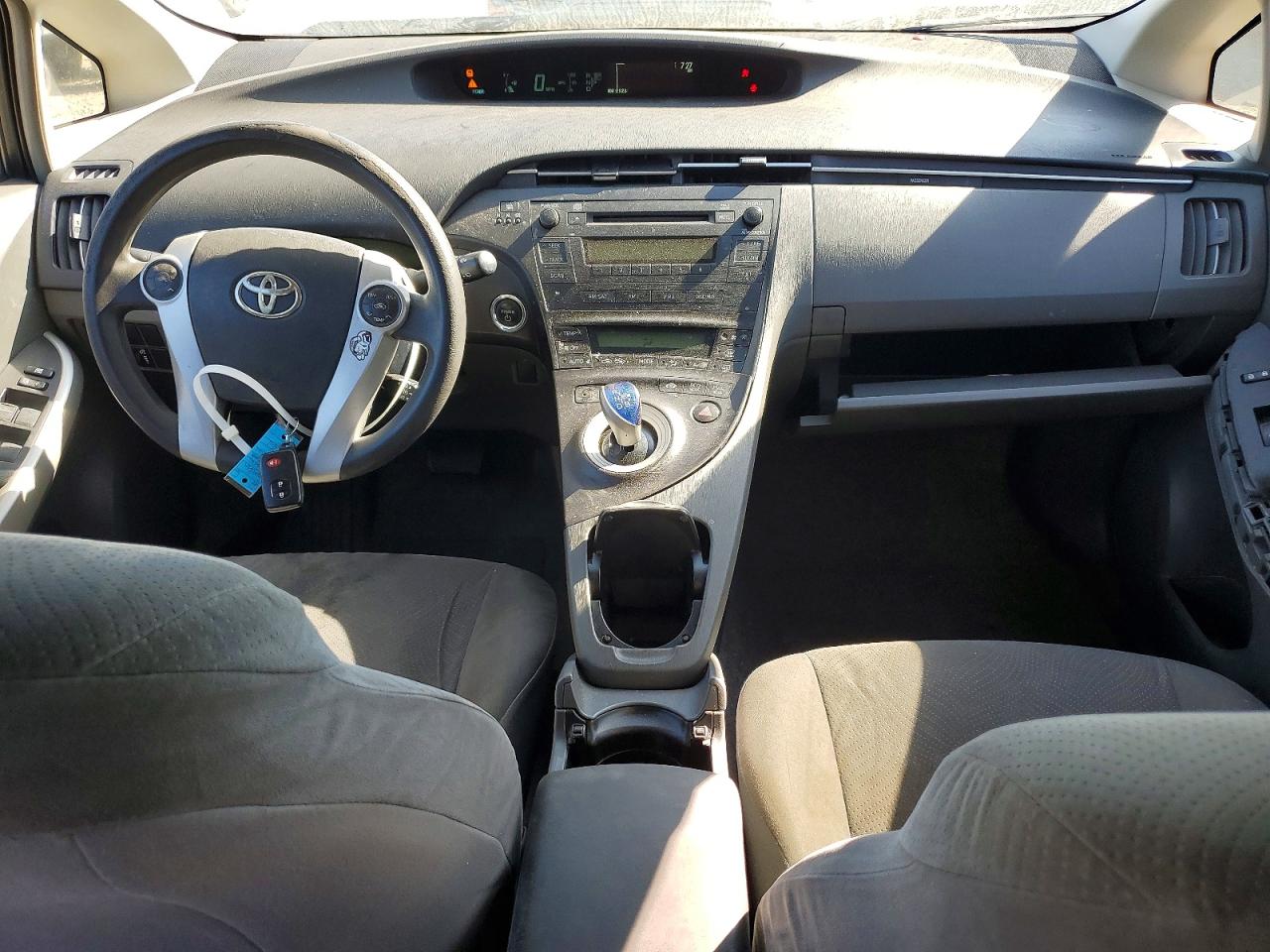 2010 TOYOTA PRIUS II photo 15