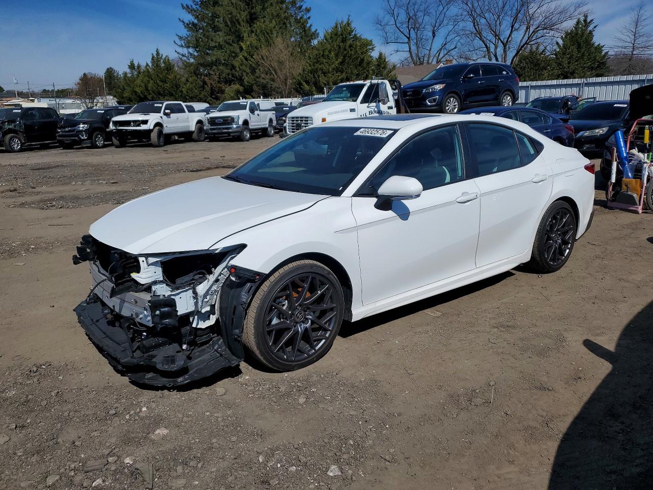 2025 TOYOTA CAMRY