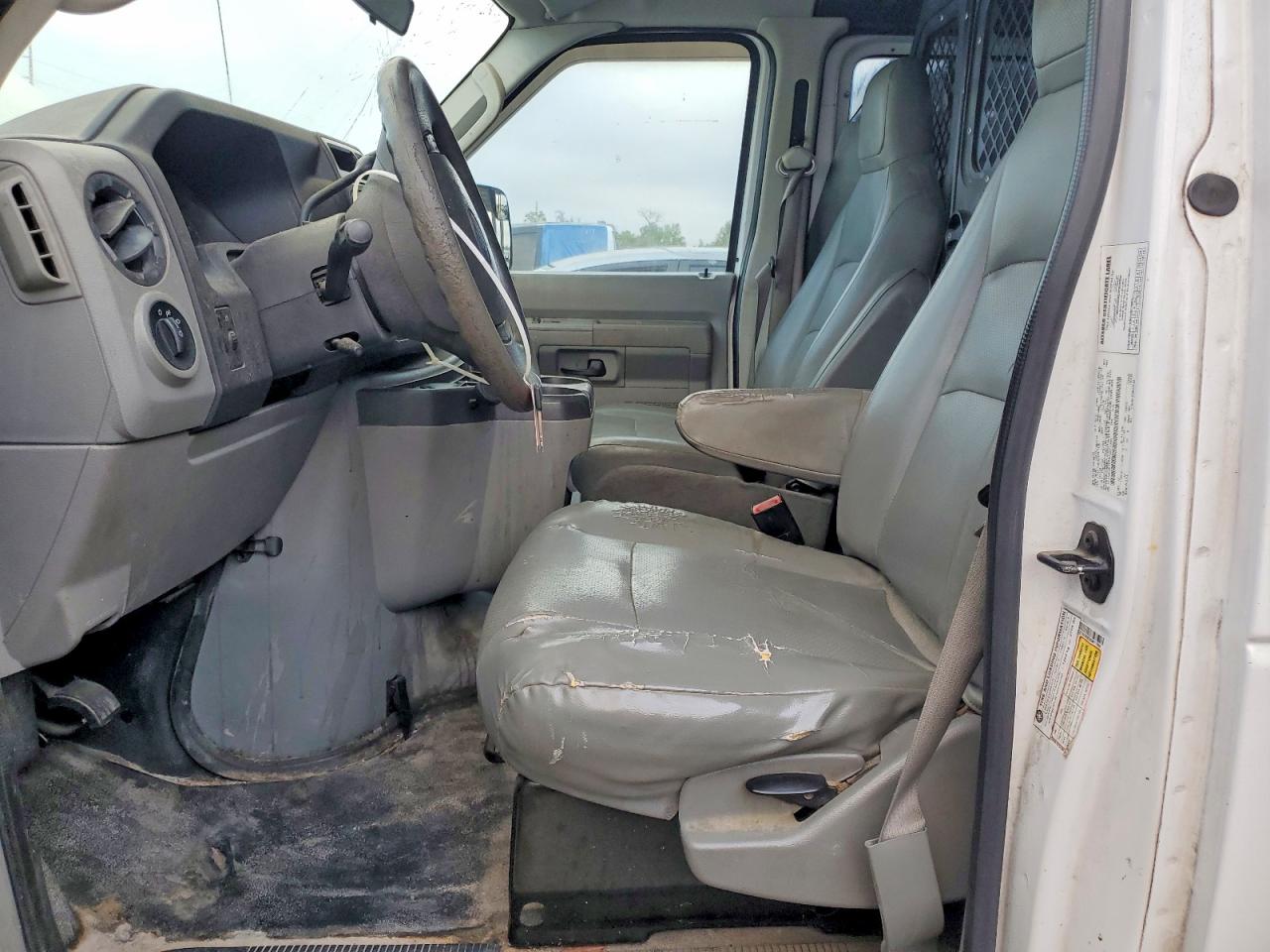 2011 FORD E250 UTILITY / SERVICE VAN photo 13