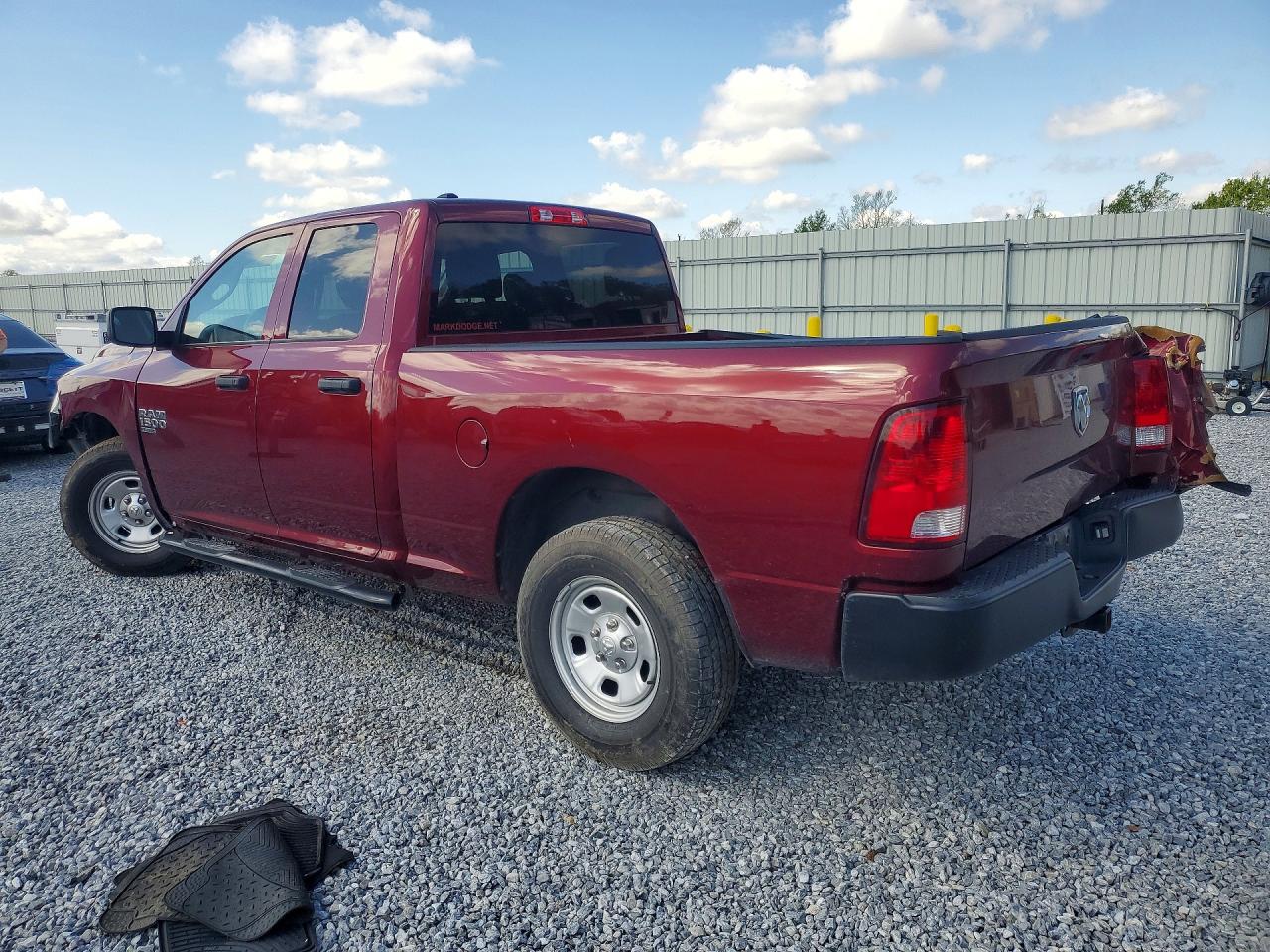 2021 RAM 1500 CLASSIC TRADESMAN photo 3