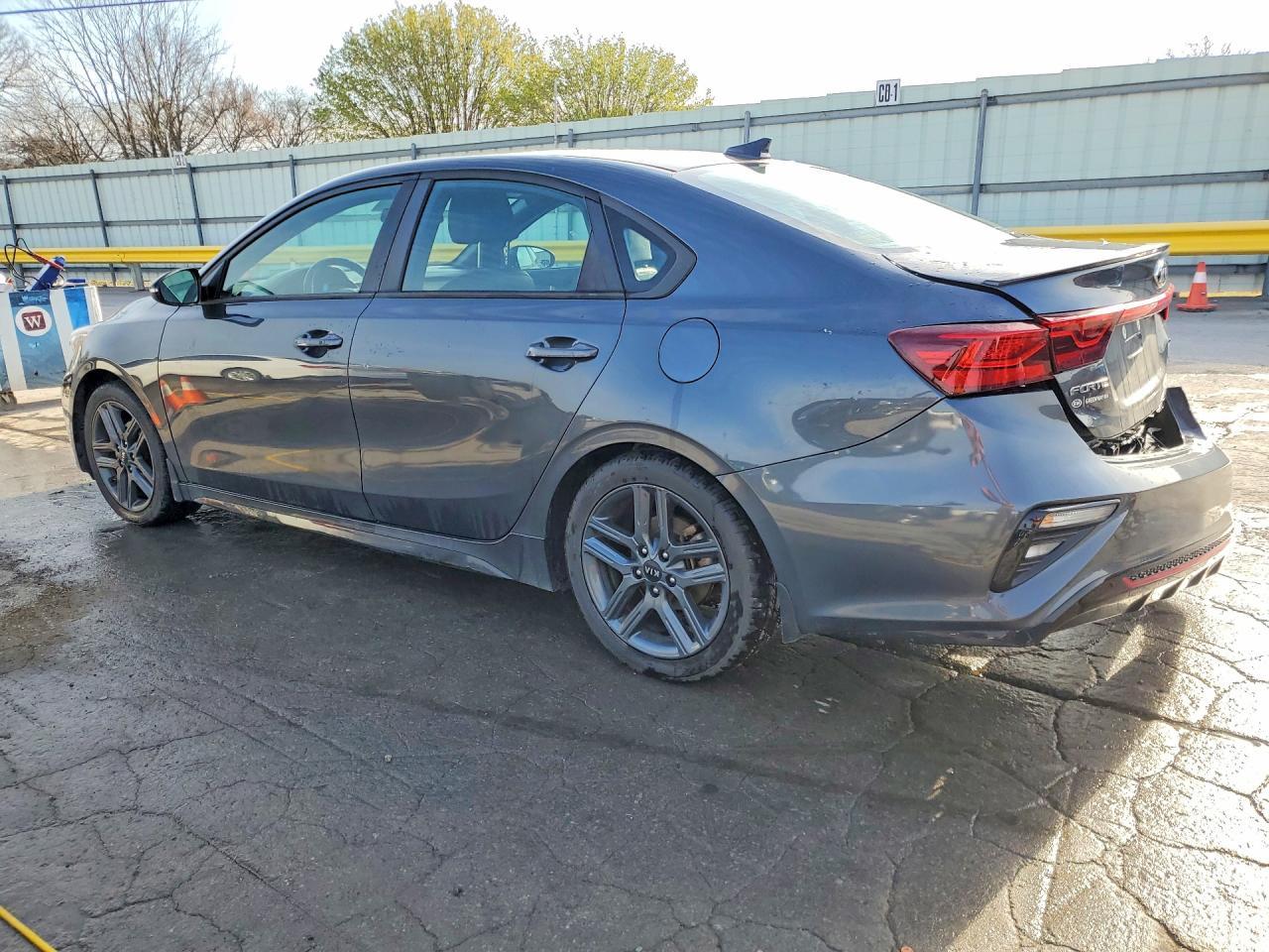 2020 KIA FORTE GT LINE photo 3