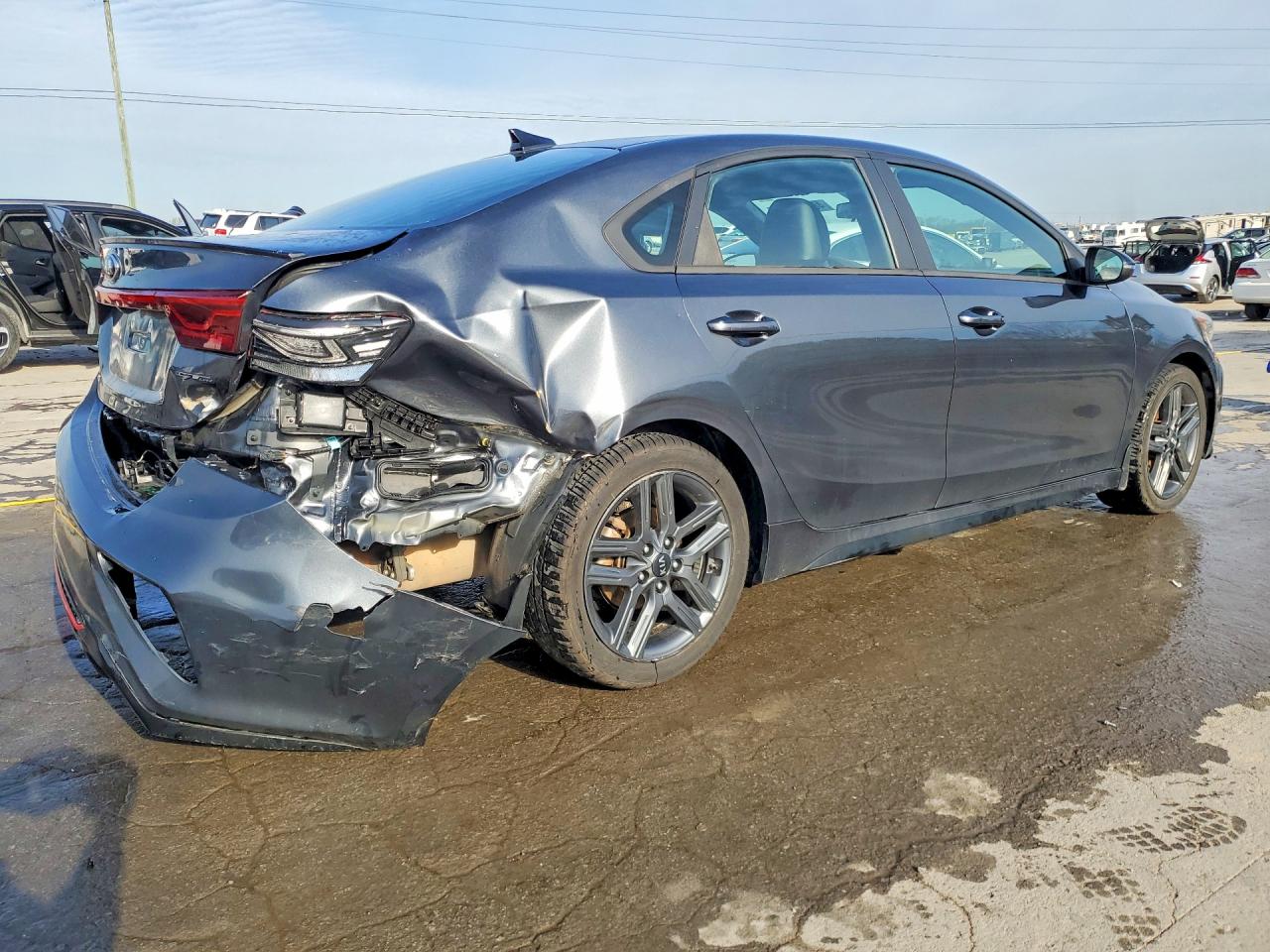 2020 KIA FORTE GT LINE photo 5