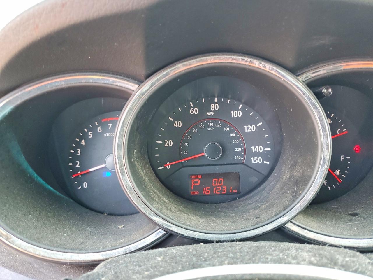 2011 KIA SORENTO LX photo 17
