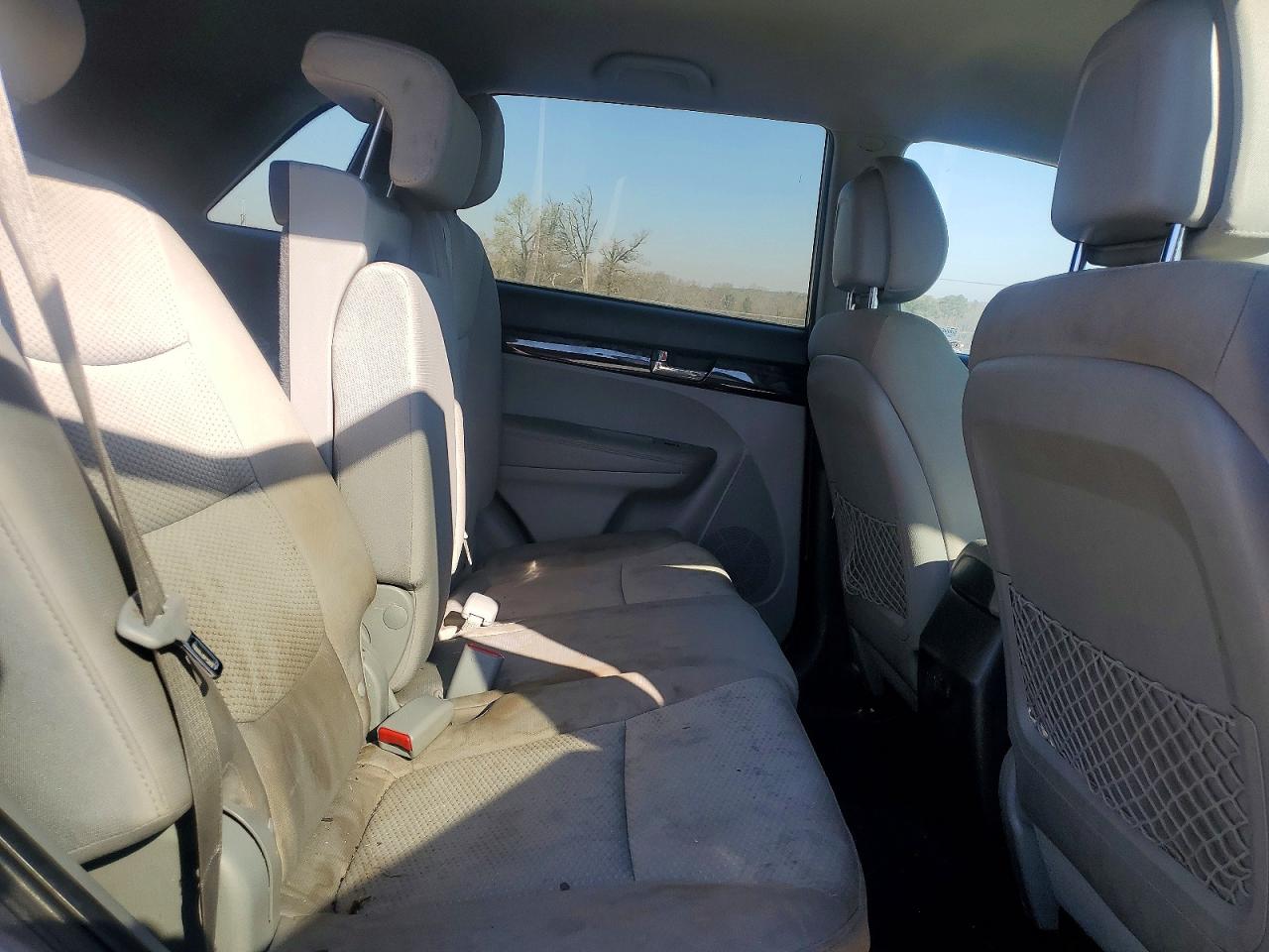 2011 KIA SORENTO LX photo 21