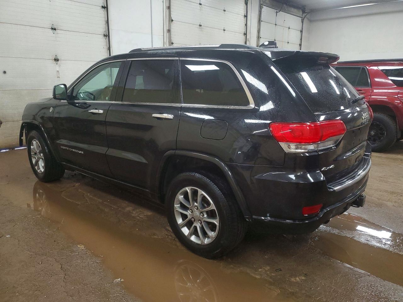 2016 JEEP GRAND CHEROKEE OVERLAND photo 4
