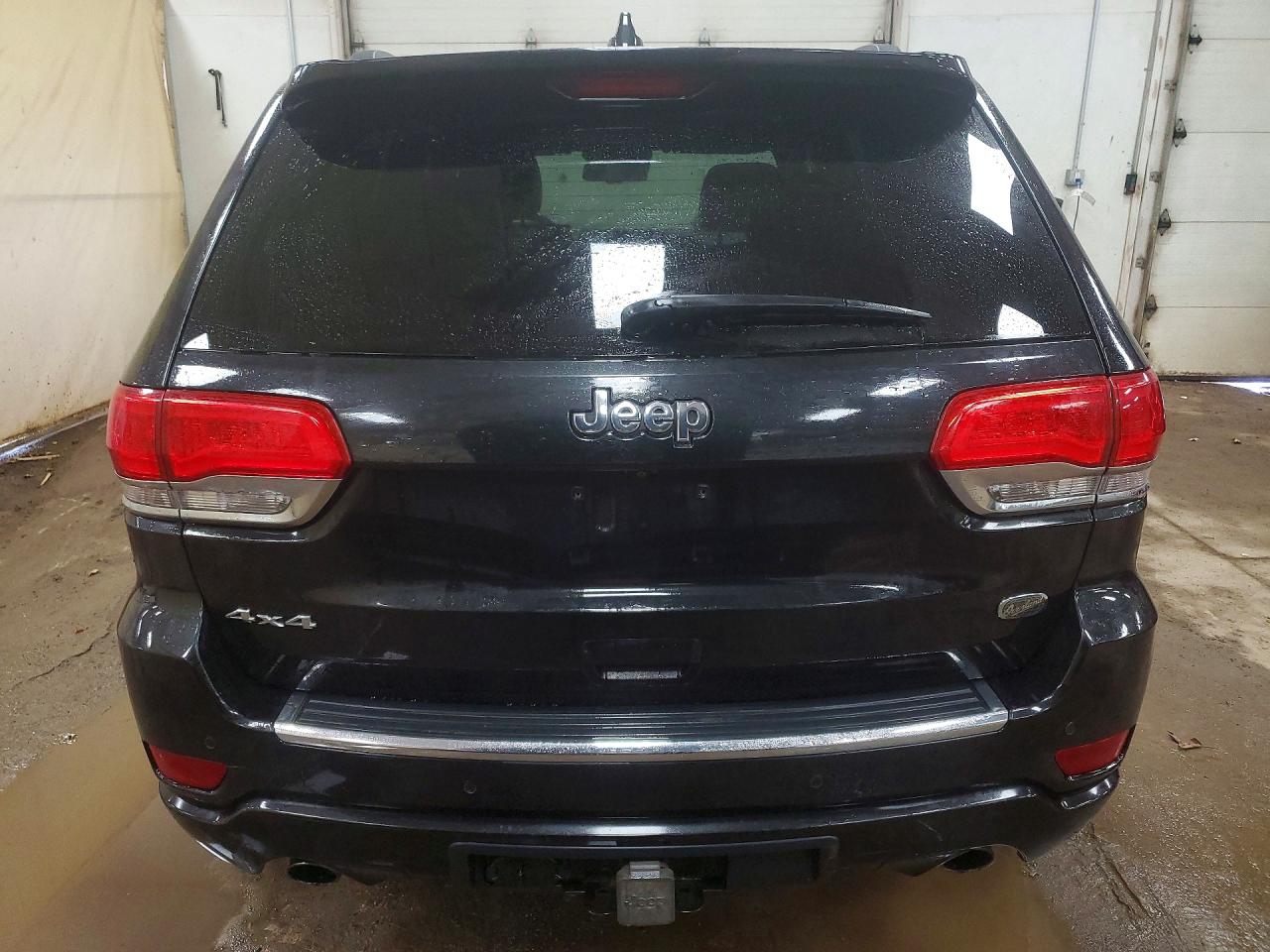 2016 JEEP GRAND CHEROKEE OVERLAND photo 16