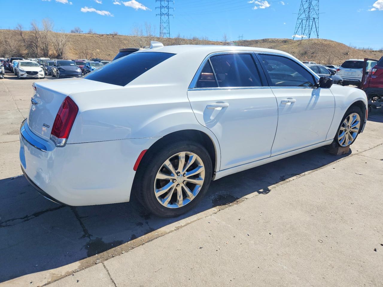 2016 CHRYSLER 300 LIMITED photo 5
