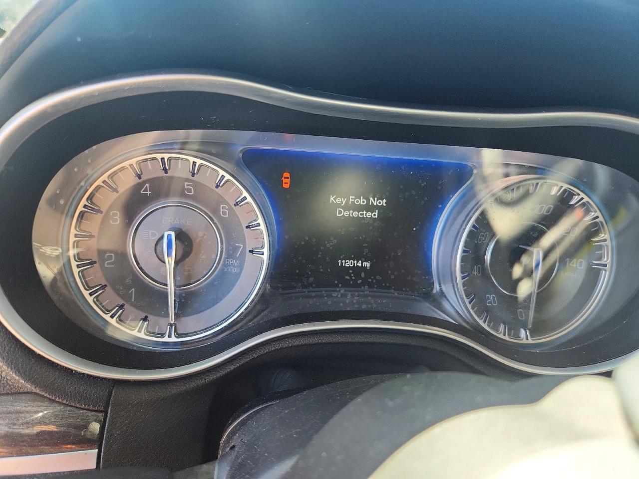 2016 CHRYSLER 300 LIMITED photo 18