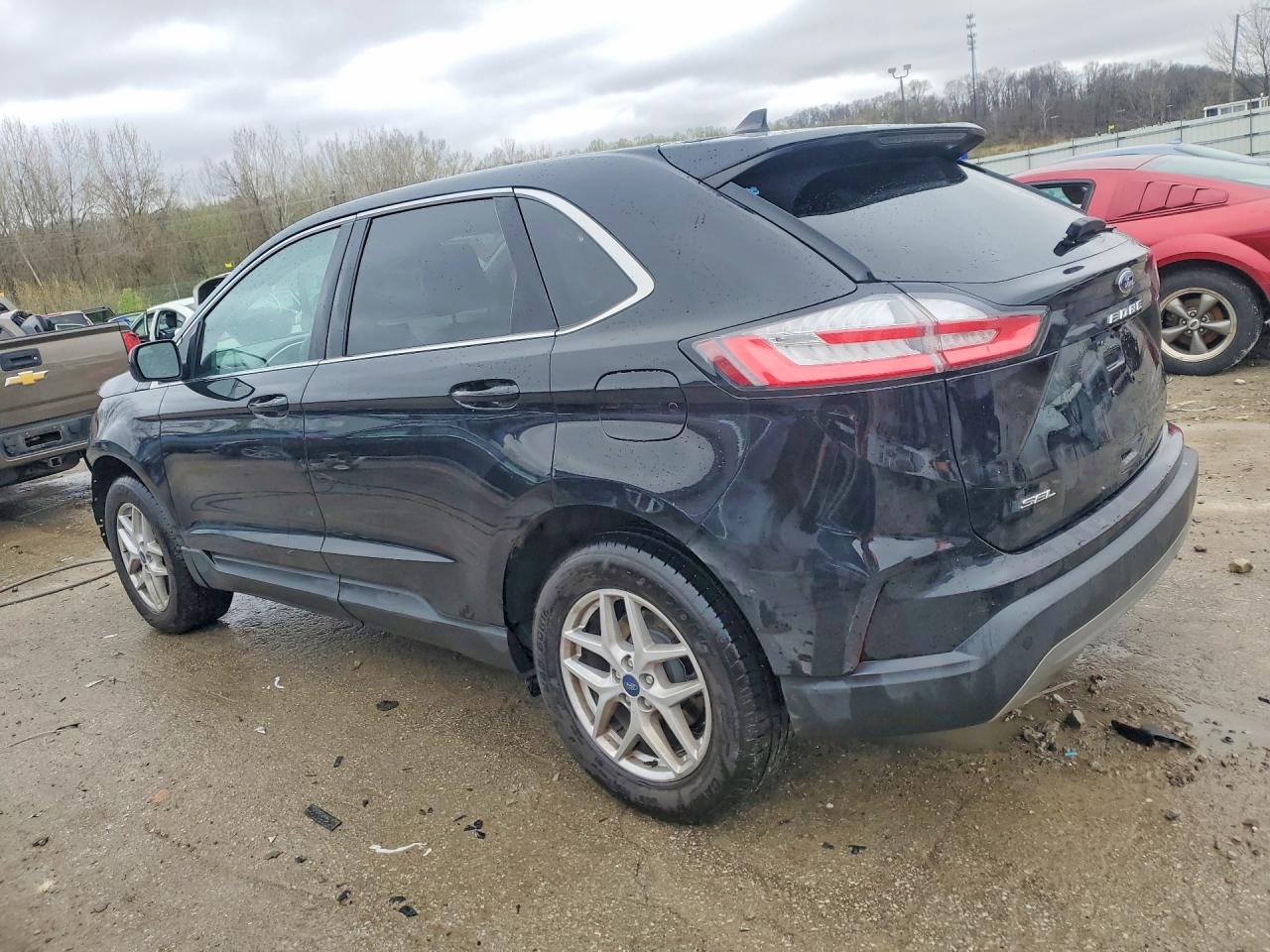 2021 FORD EDGE SEL photo 4