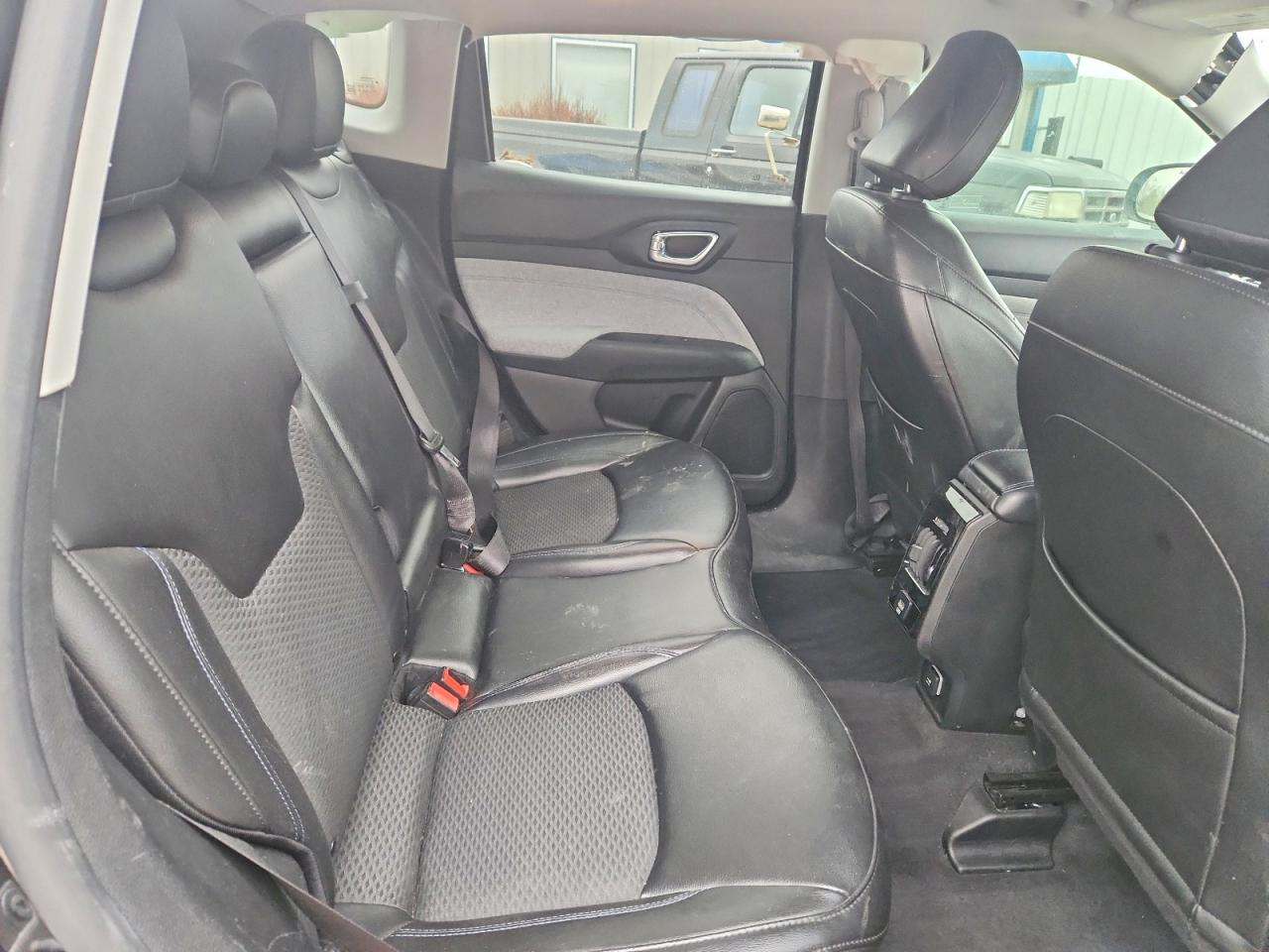 2022 JEEP COMPASS LATITUDE photo 11