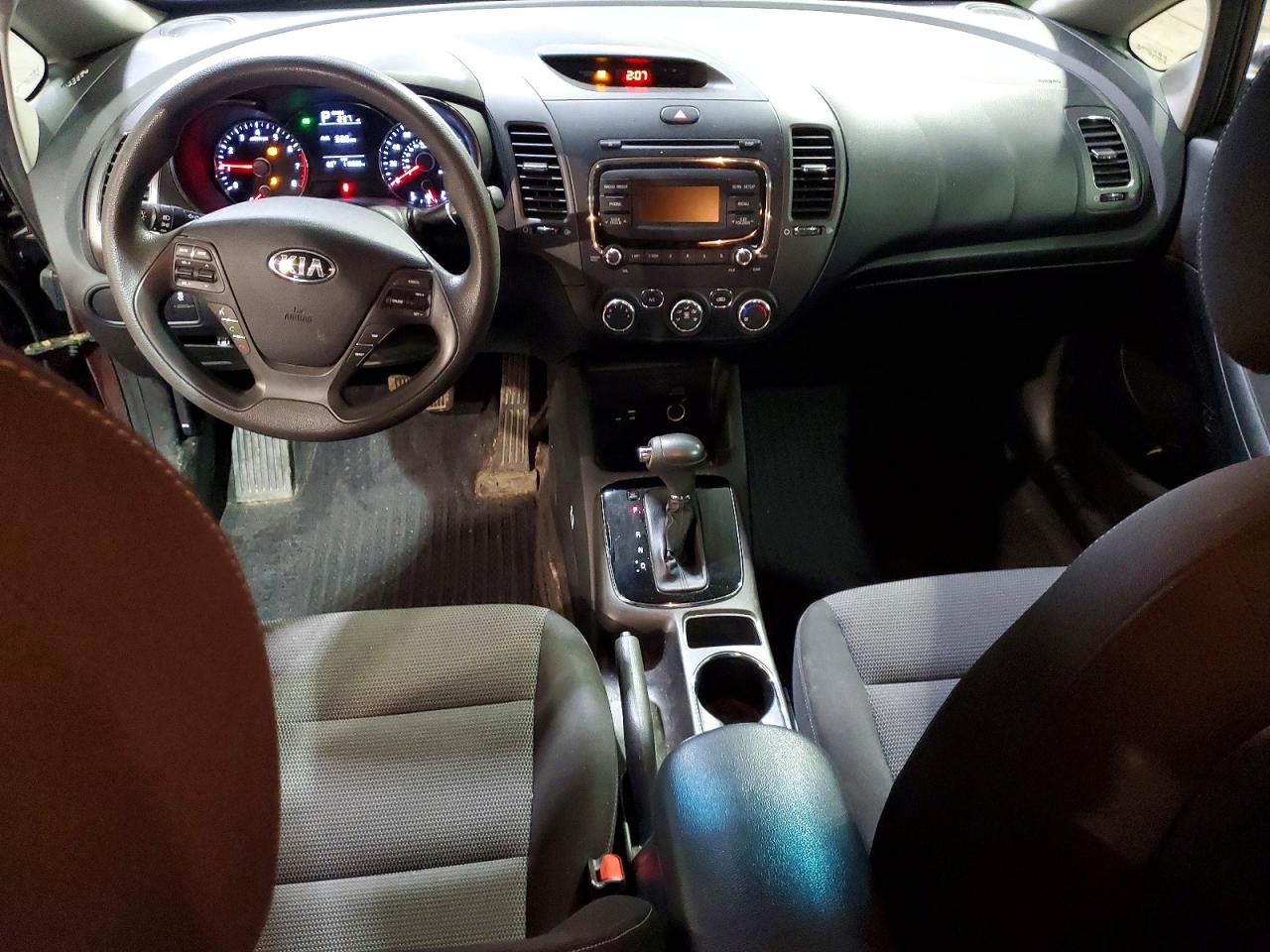 2018 KIA FORTE LX photo 8