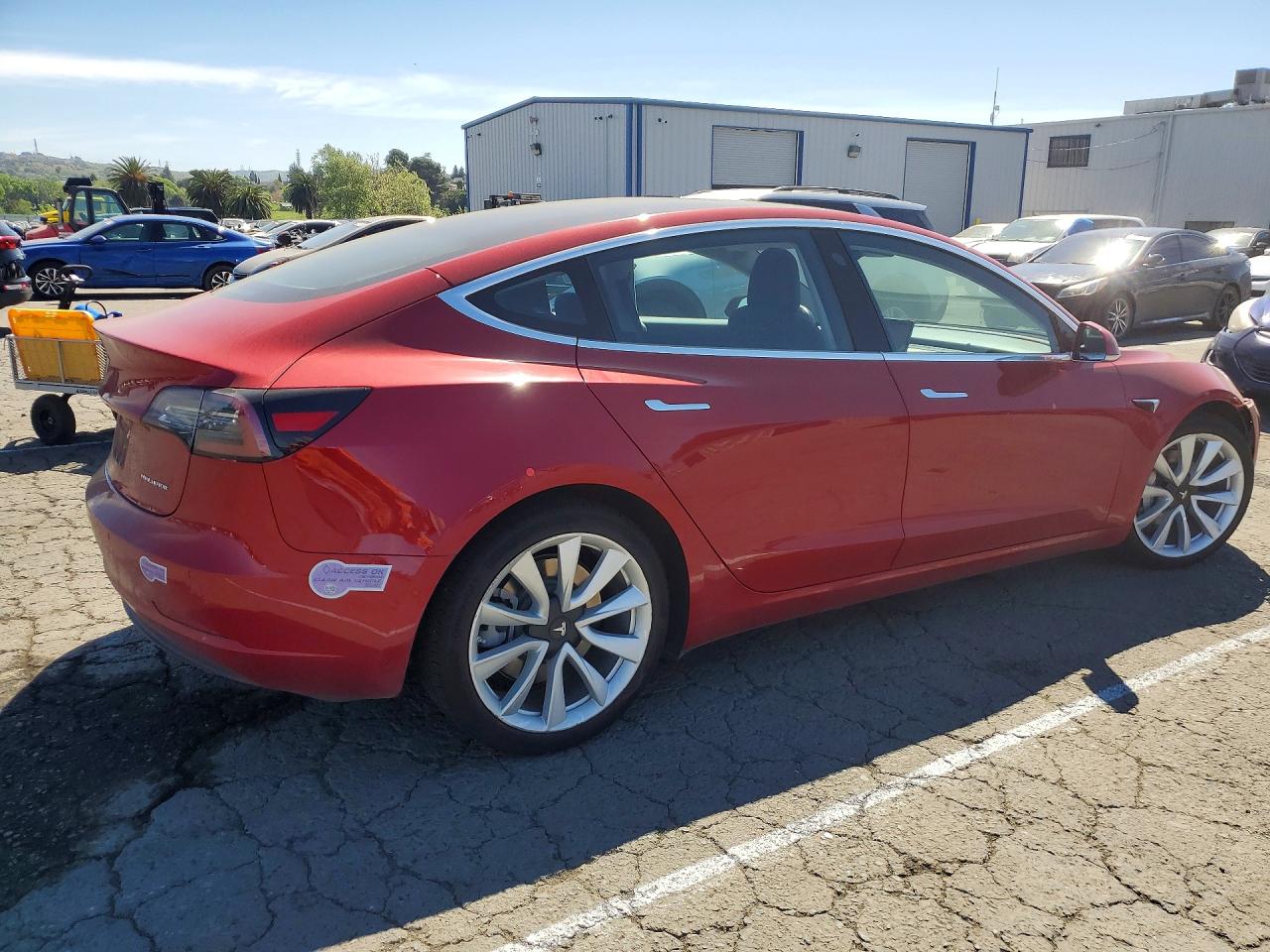 2018 TESLA MODEL 3 photo 3