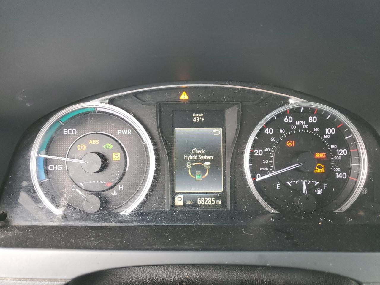 2015 TOYOTA CAMRY HYBRID photo 9