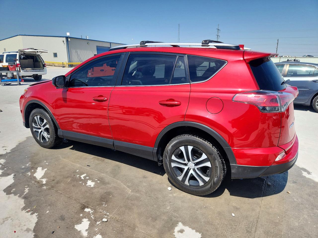 2016 TOYOTA RAV4 LE photo 3