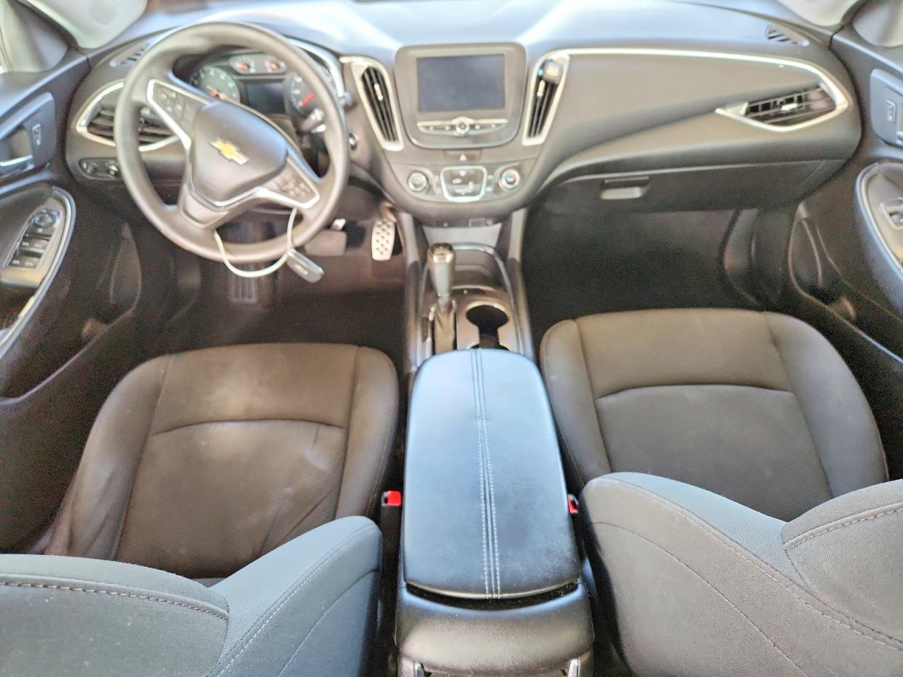 2016 CHEVROLET MALIBU LT photo 8