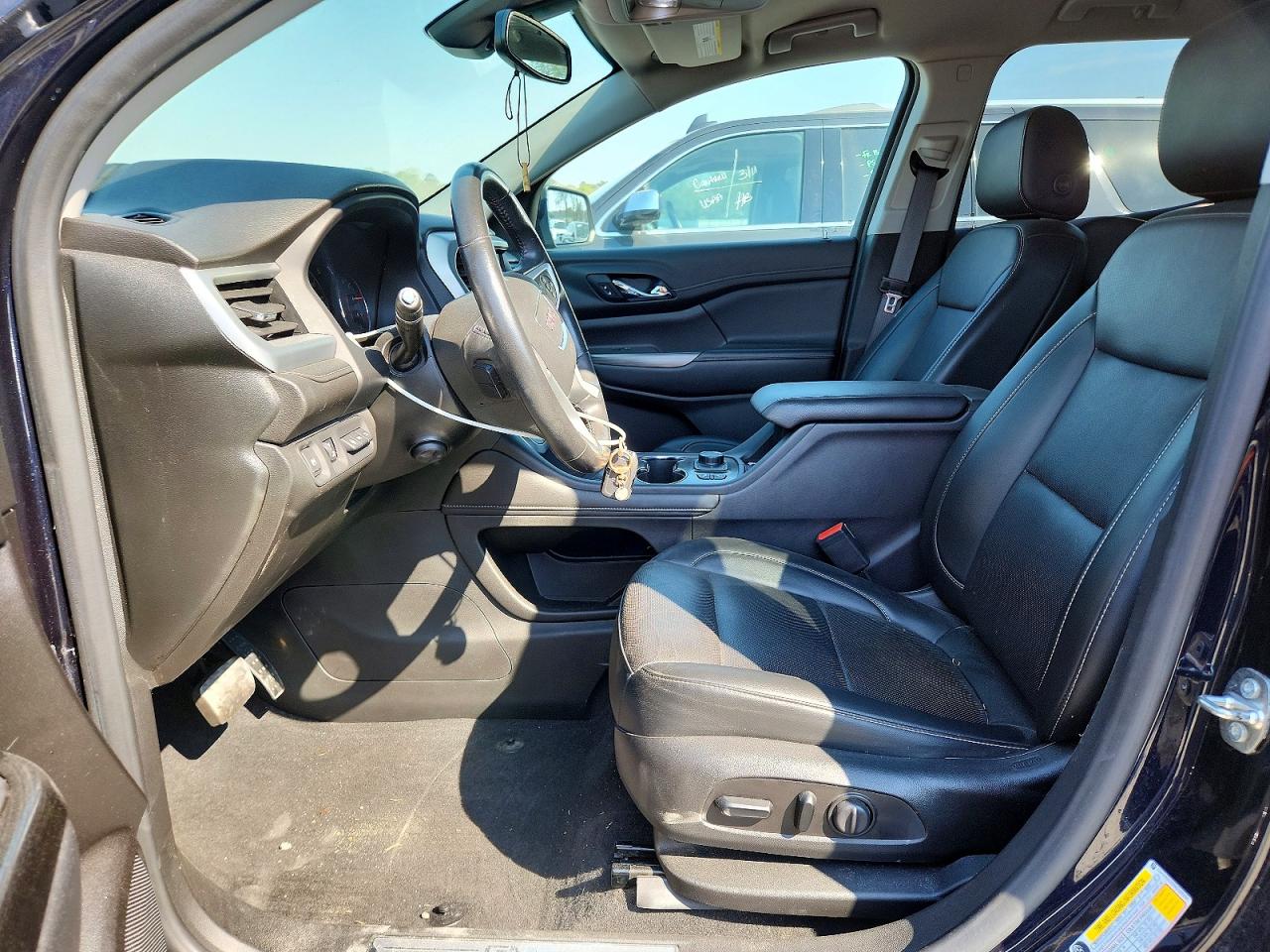 2021 GMC ACADIA SLT photo 7