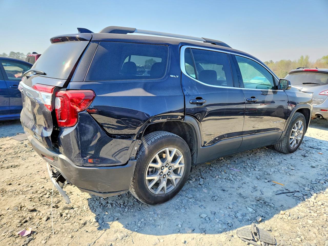 2021 GMC ACADIA SLT photo 3