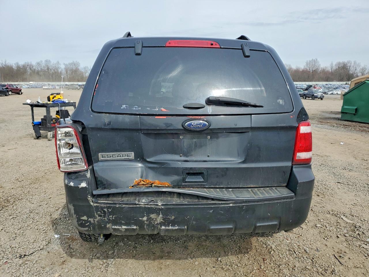 2012 FORD ESCAPE XLT photo 11