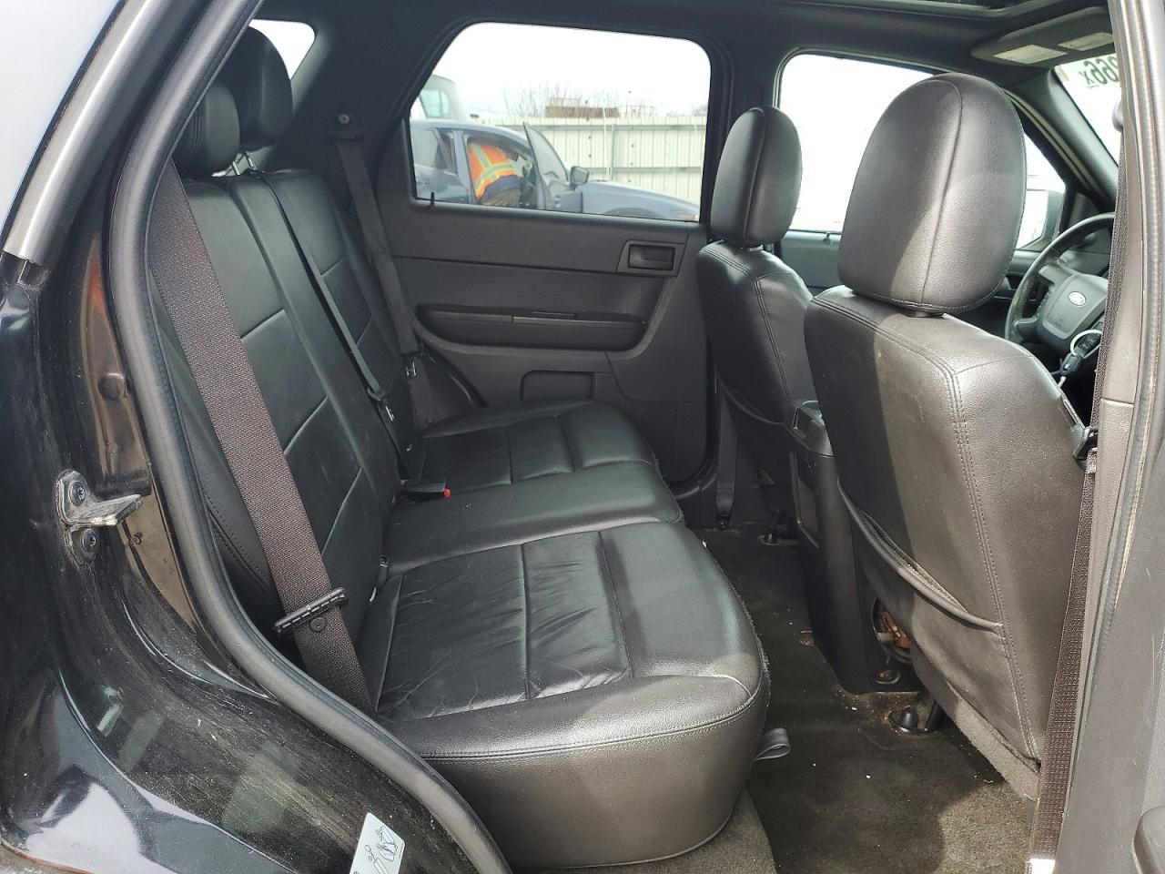 2012 FORD ESCAPE XLT photo 21