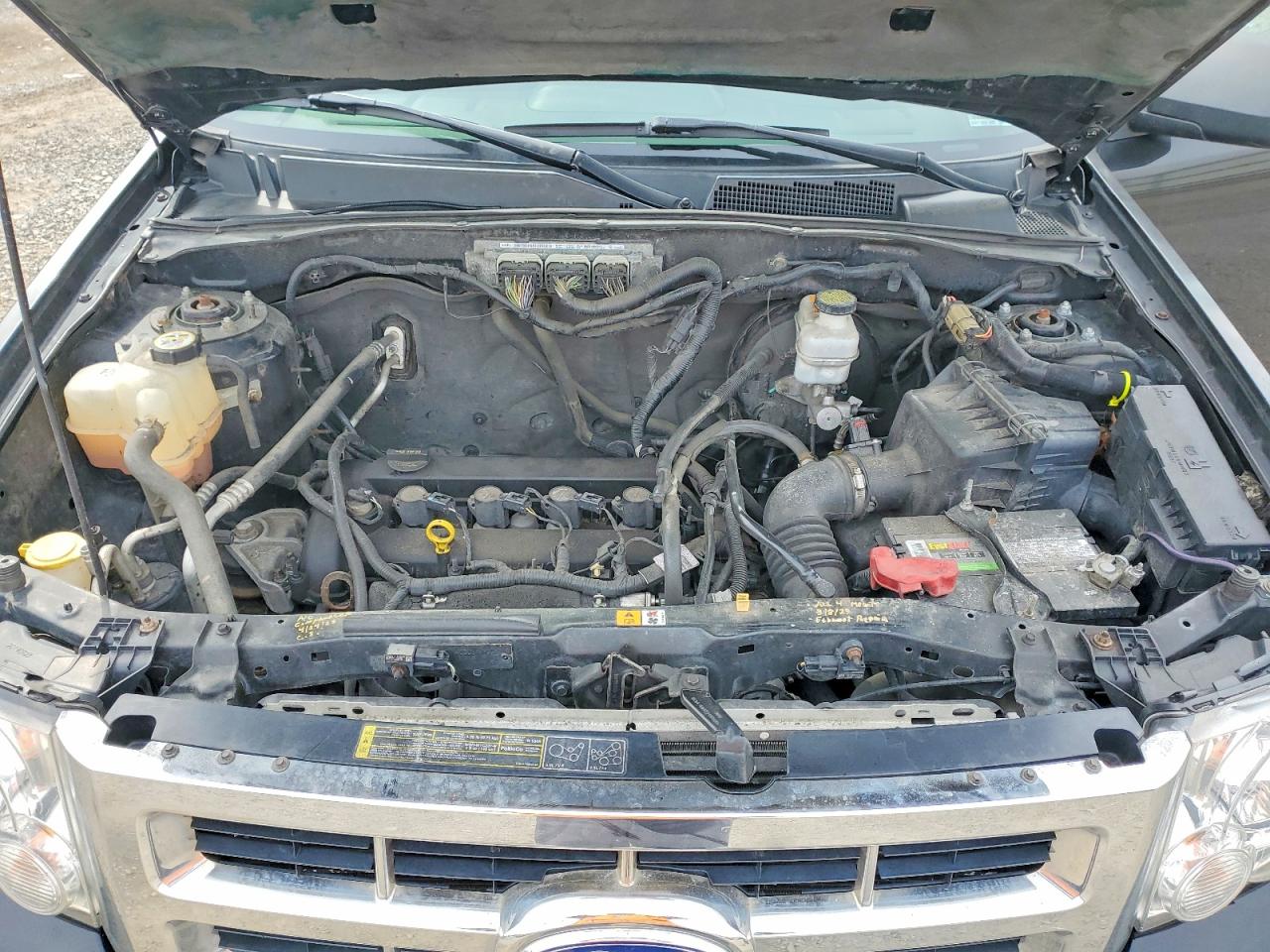 2012 FORD ESCAPE XLT photo 23