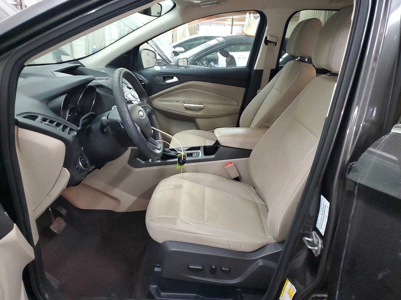 2017 FORD ESCAPE SE photo 7