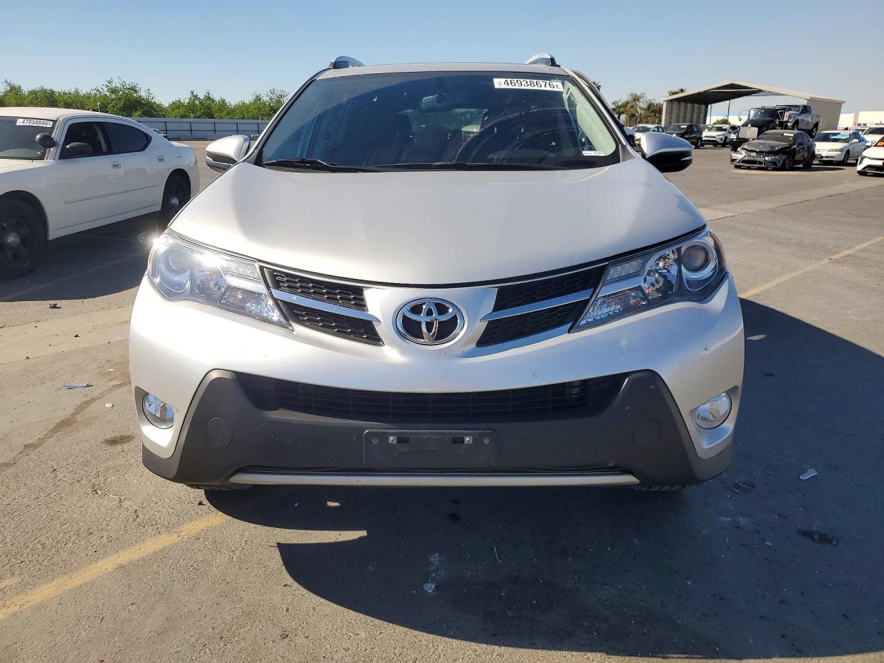 2013 TOYOTA RAV4 photo 9