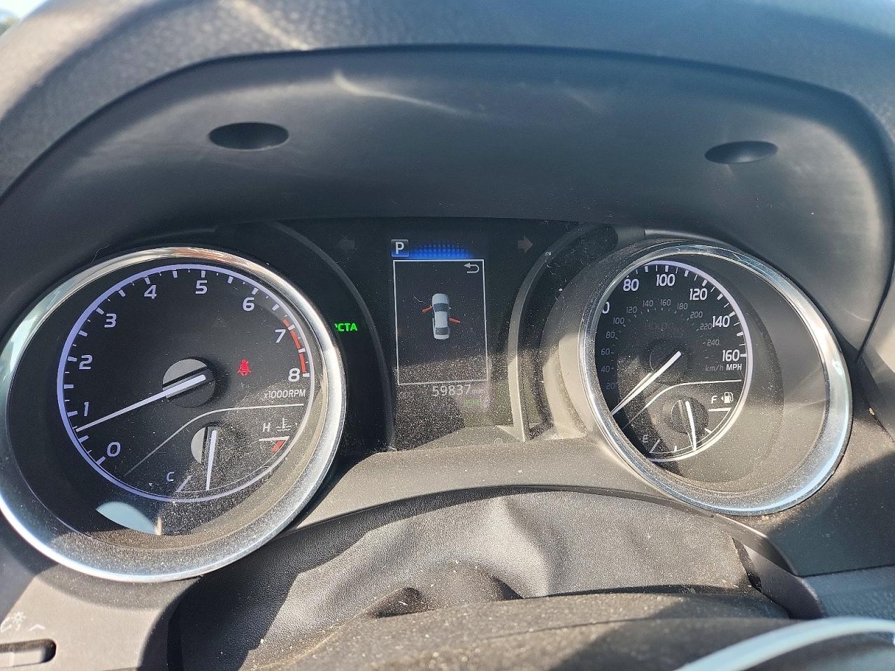 2019 TOYOTA CAMRY LE photo 25