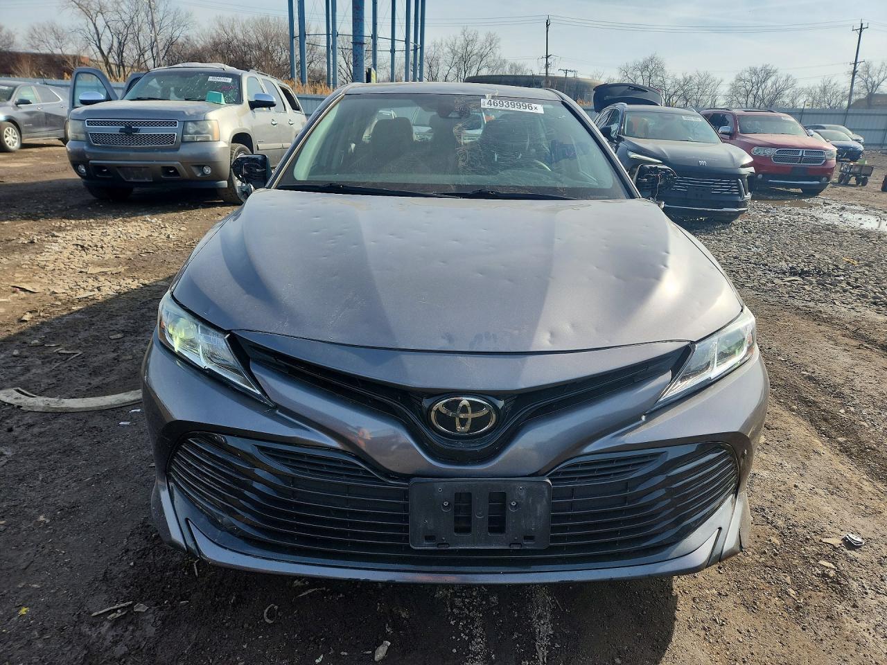 2019 TOYOTA CAMRY LE photo 13