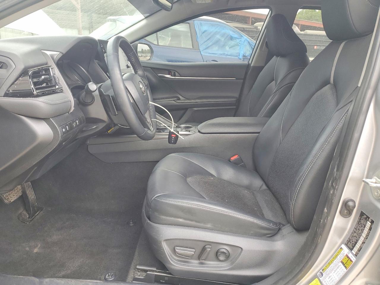 2021 TOYOTA CAMRY photo 13