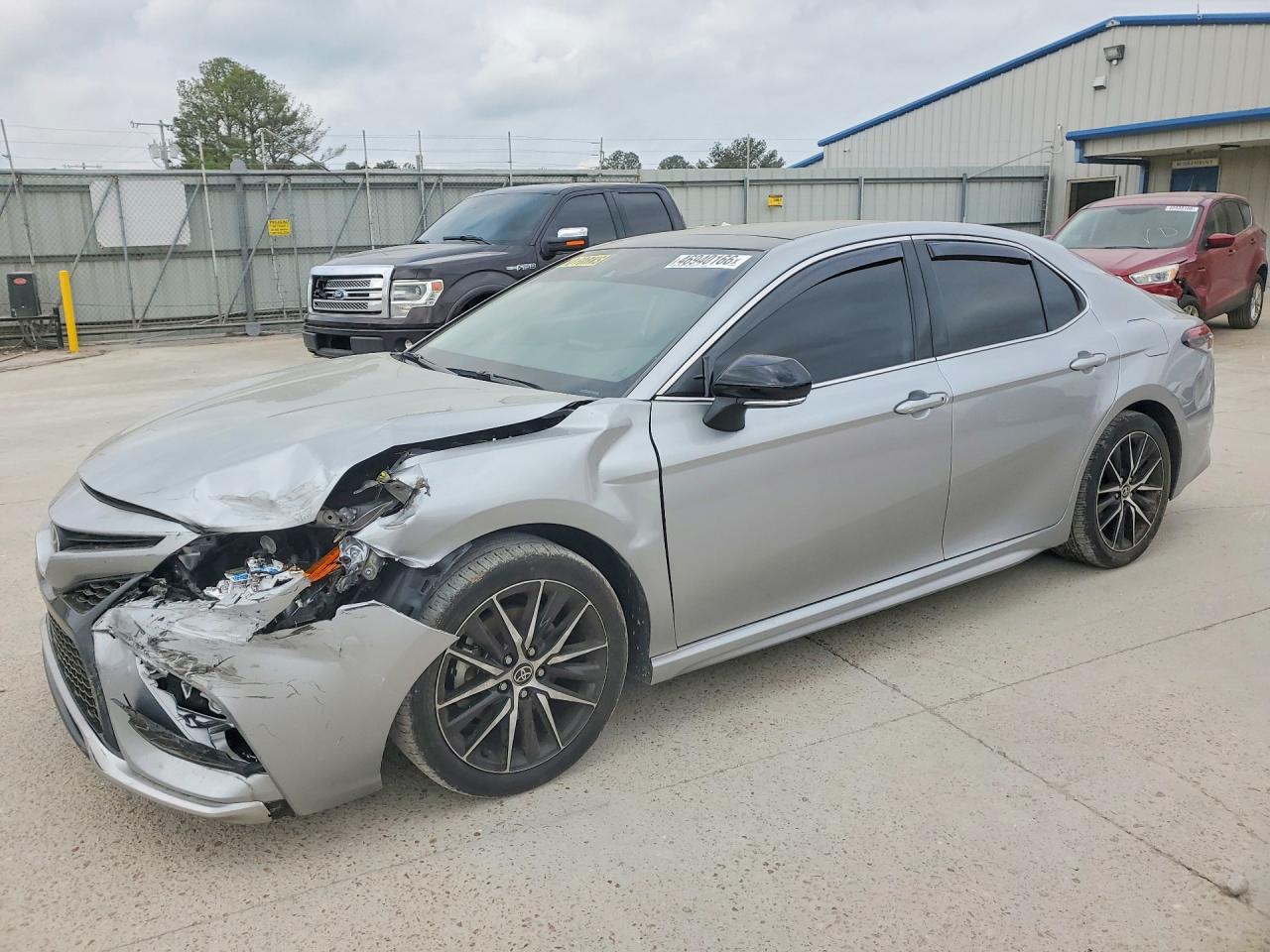 2021 TOYOTA CAMRY