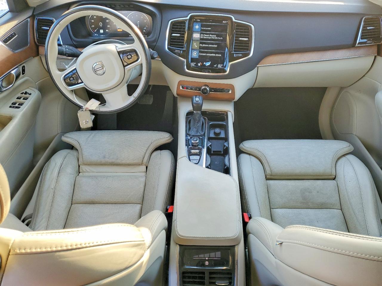 2018 VOLVO XC90 T6 photo 8