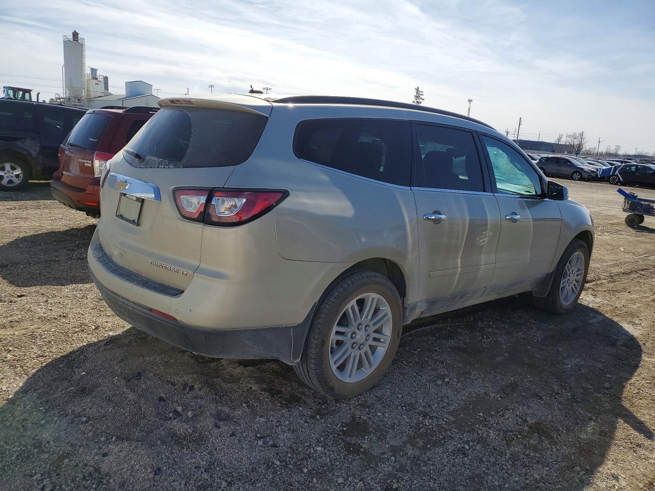 2014 CHEVROLET TRAVERSE LT photo 7