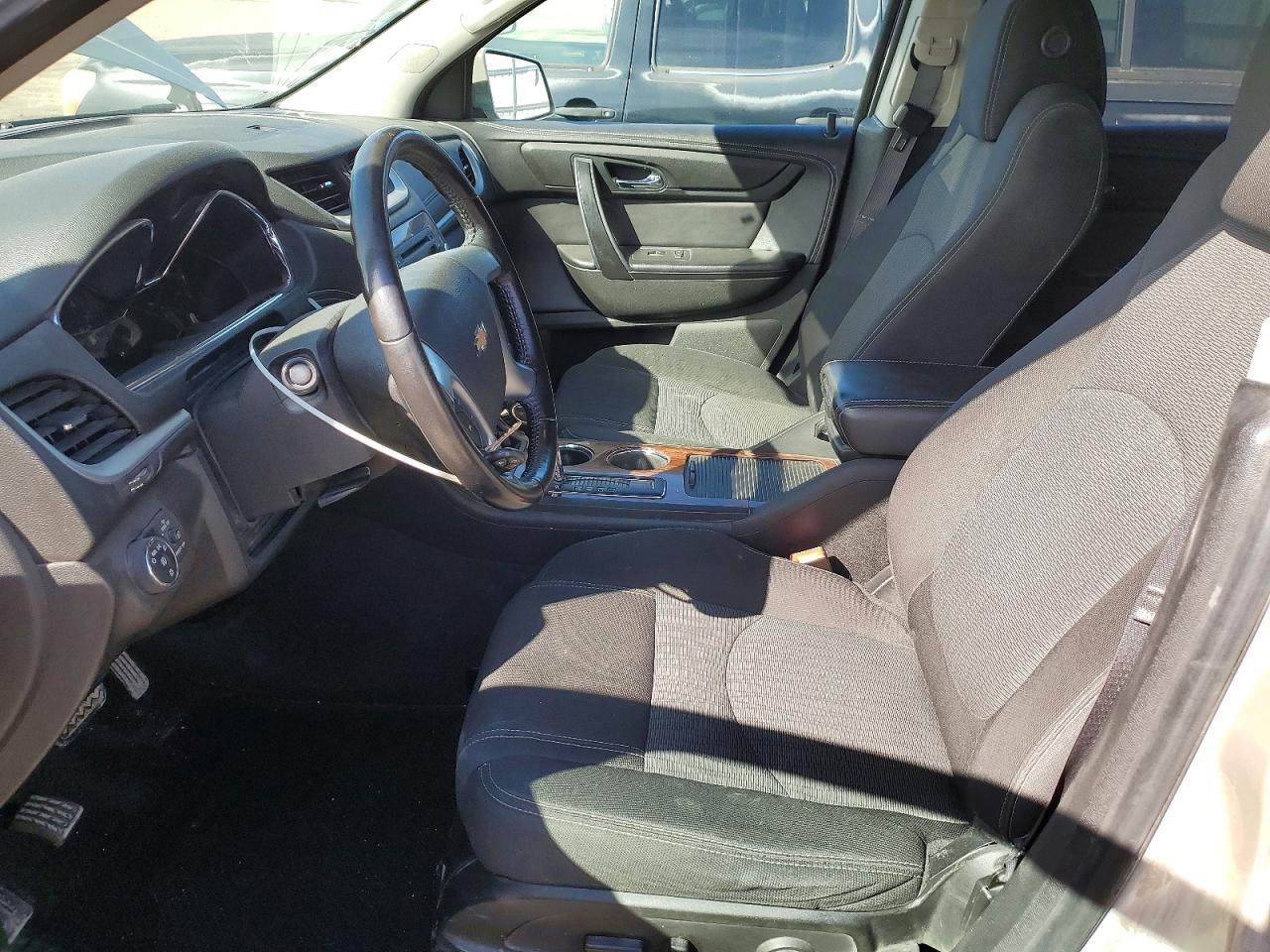 2014 CHEVROLET TRAVERSE LT photo 19