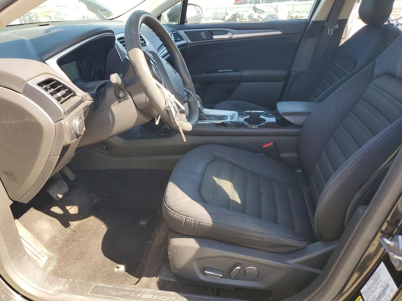 2014 FORD FUSION SE photo 7