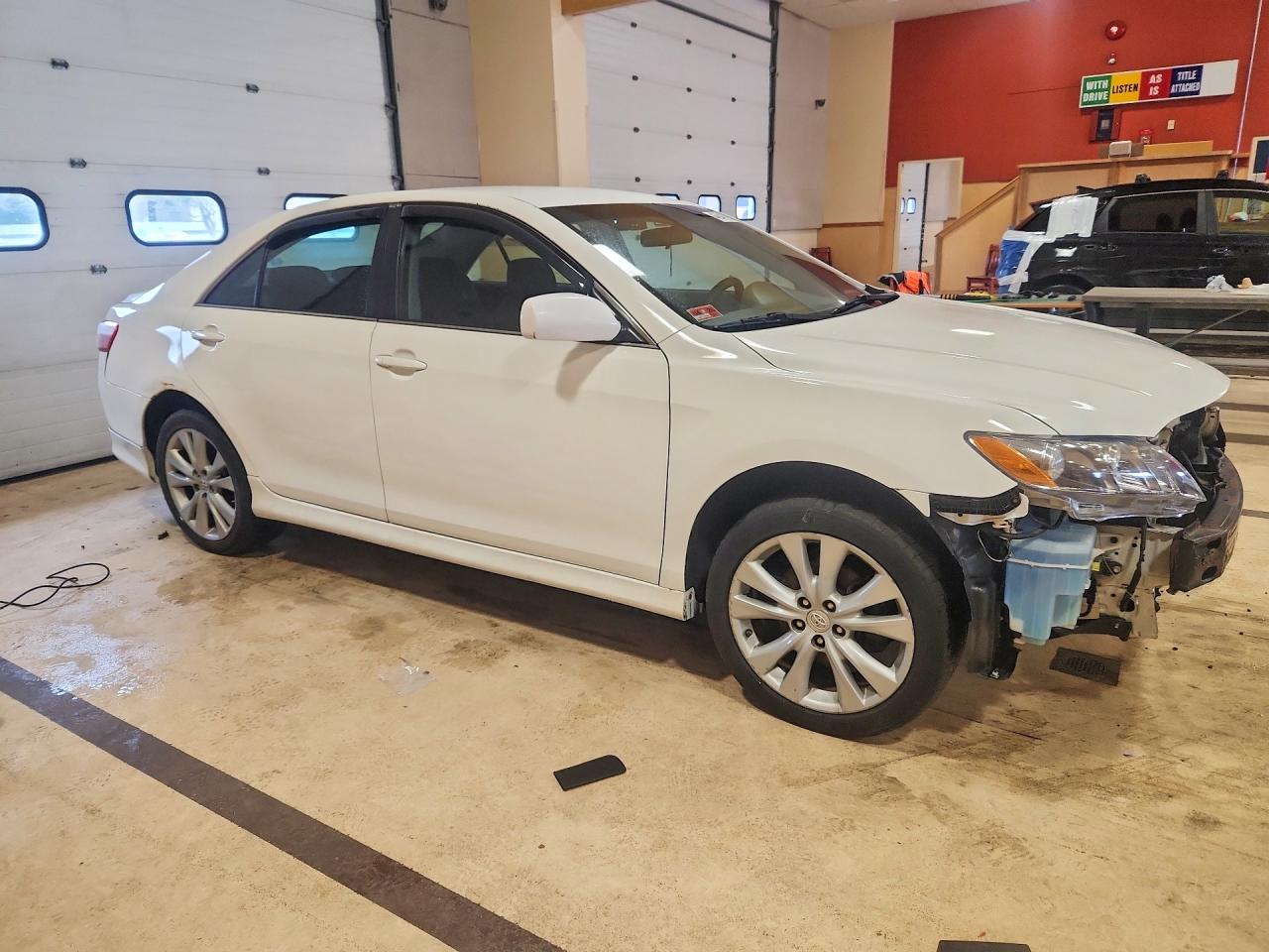 2008 TOYOTA CAMRY LE photo 4