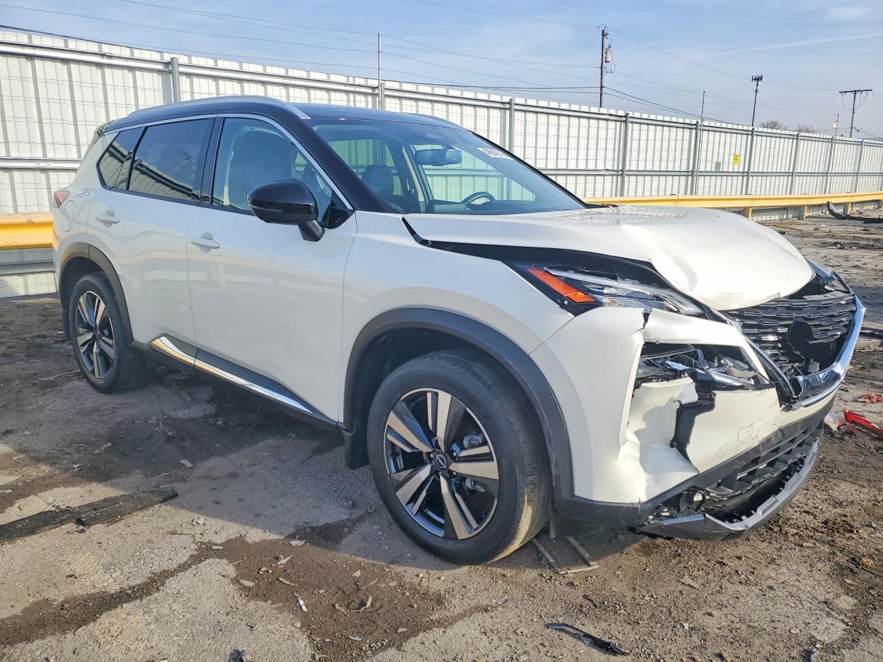 2023 NISSAN ROGUE SL photo 4